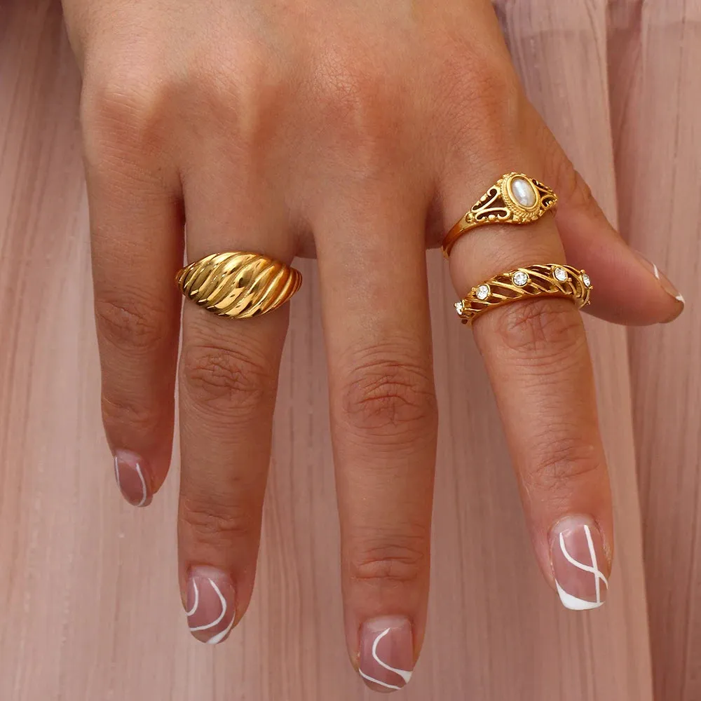 18k Vintage Inspired Pearl Ring