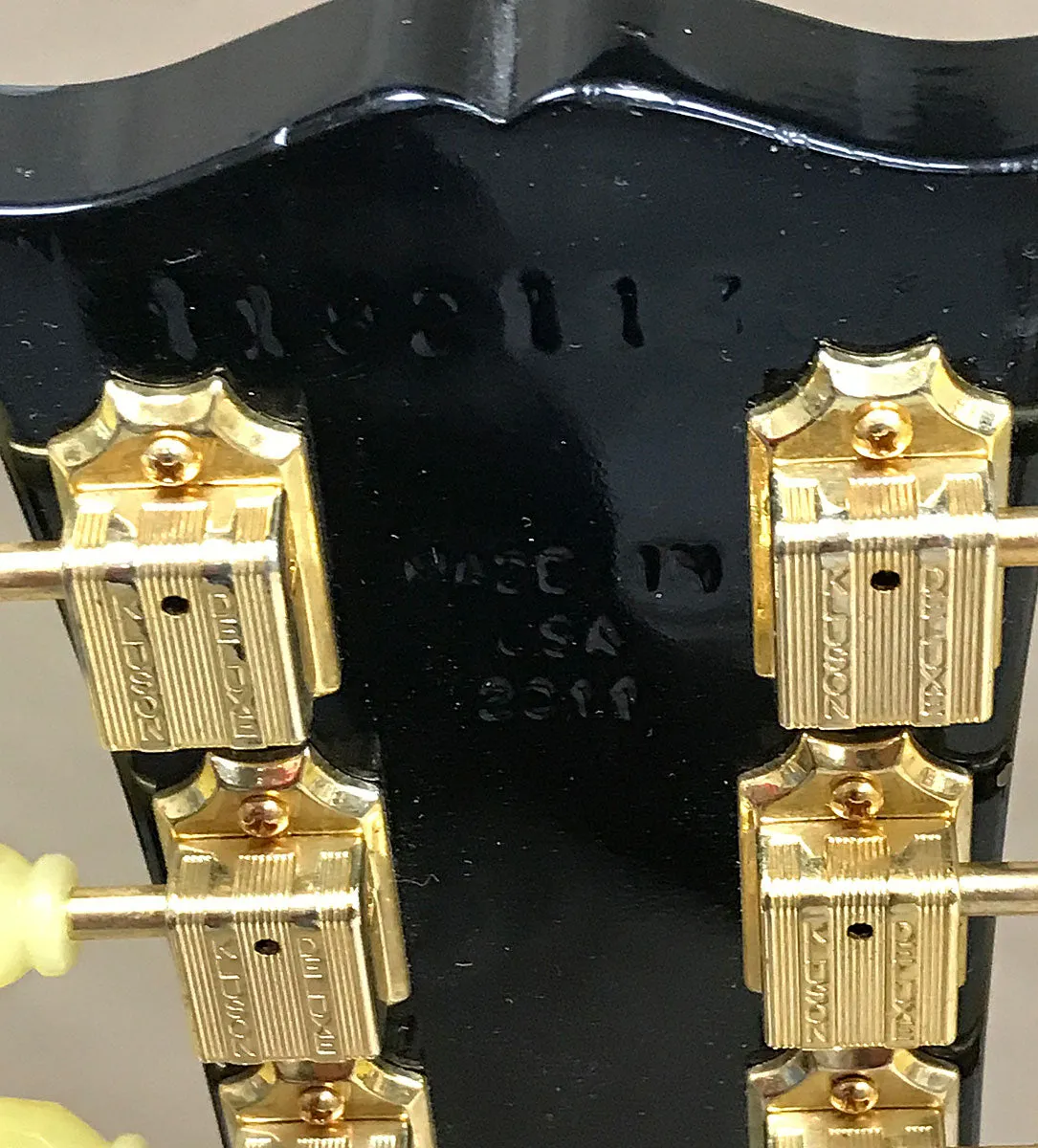 2011 Gibson Les Paul Studio Gold Series - Left Handed