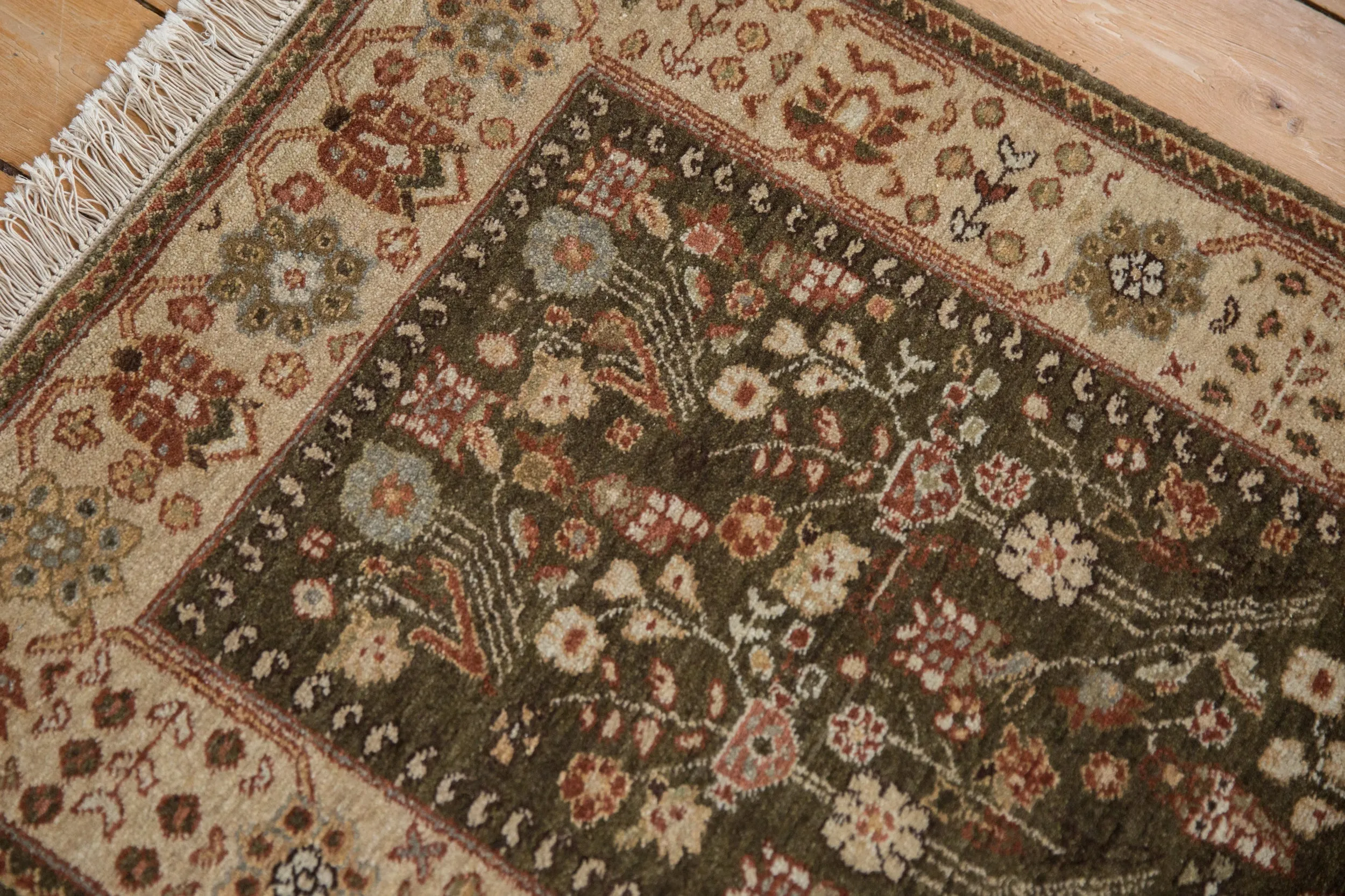 2.5x4 Vintage Armenian Hamadan Design Rug
