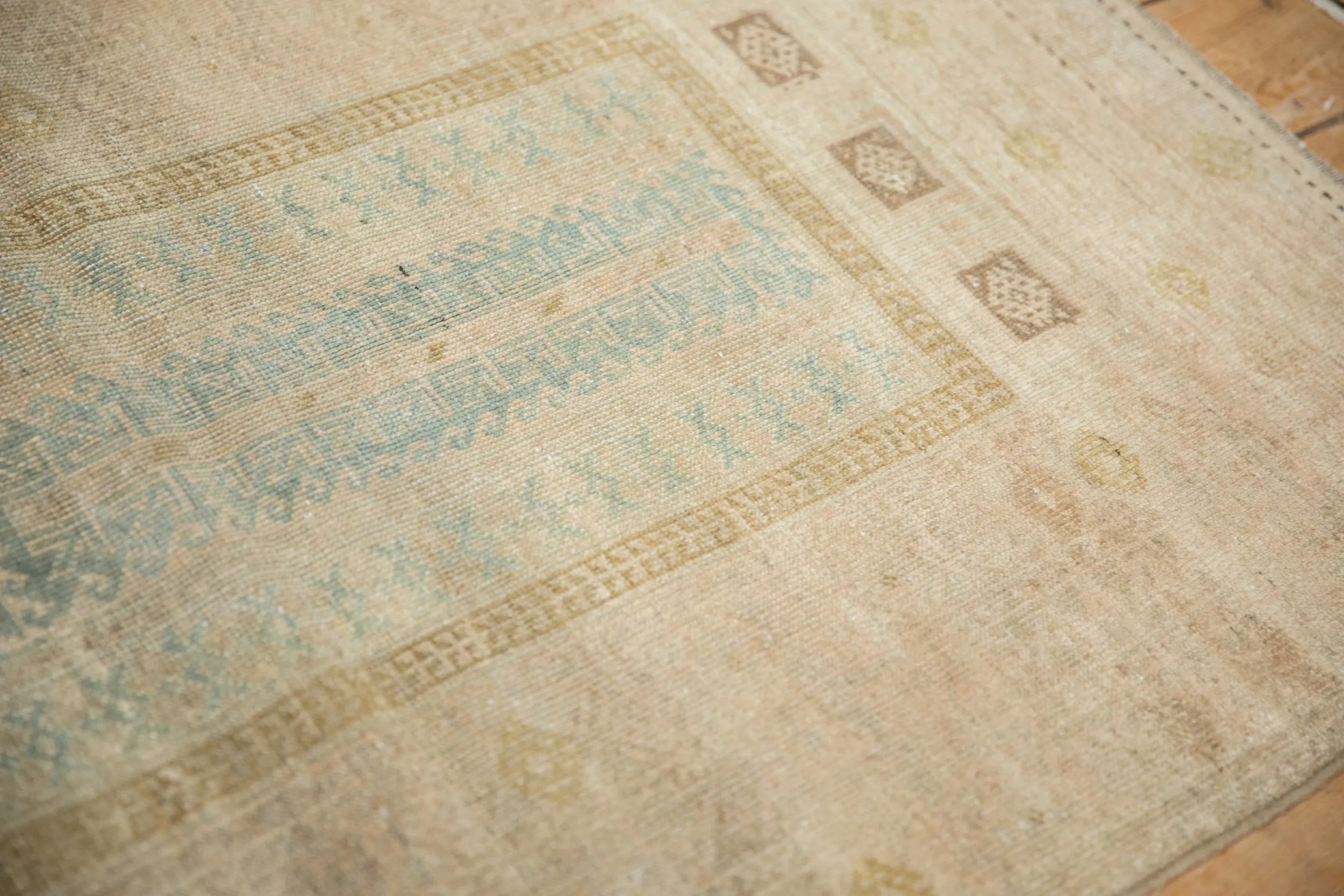 3x4.5 Vintage Distressed Belouch Rug