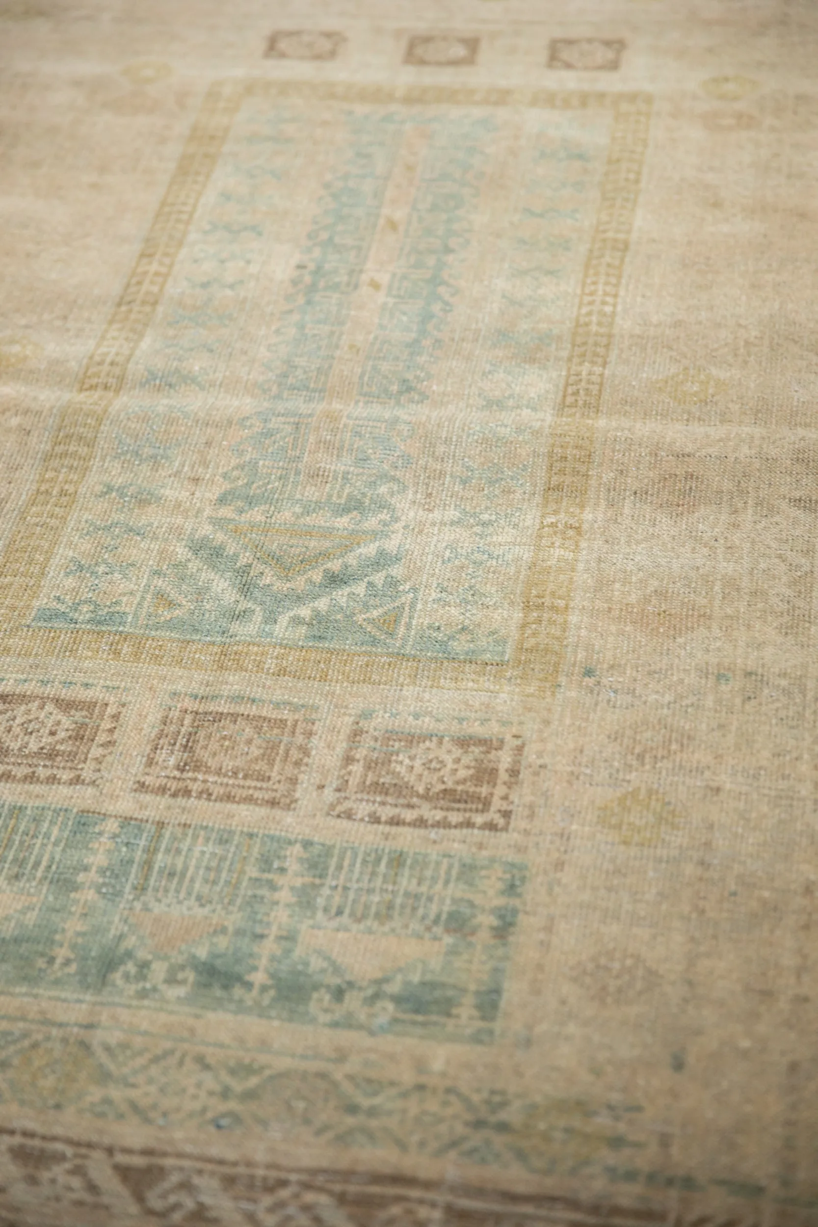 3x4.5 Vintage Distressed Belouch Rug
