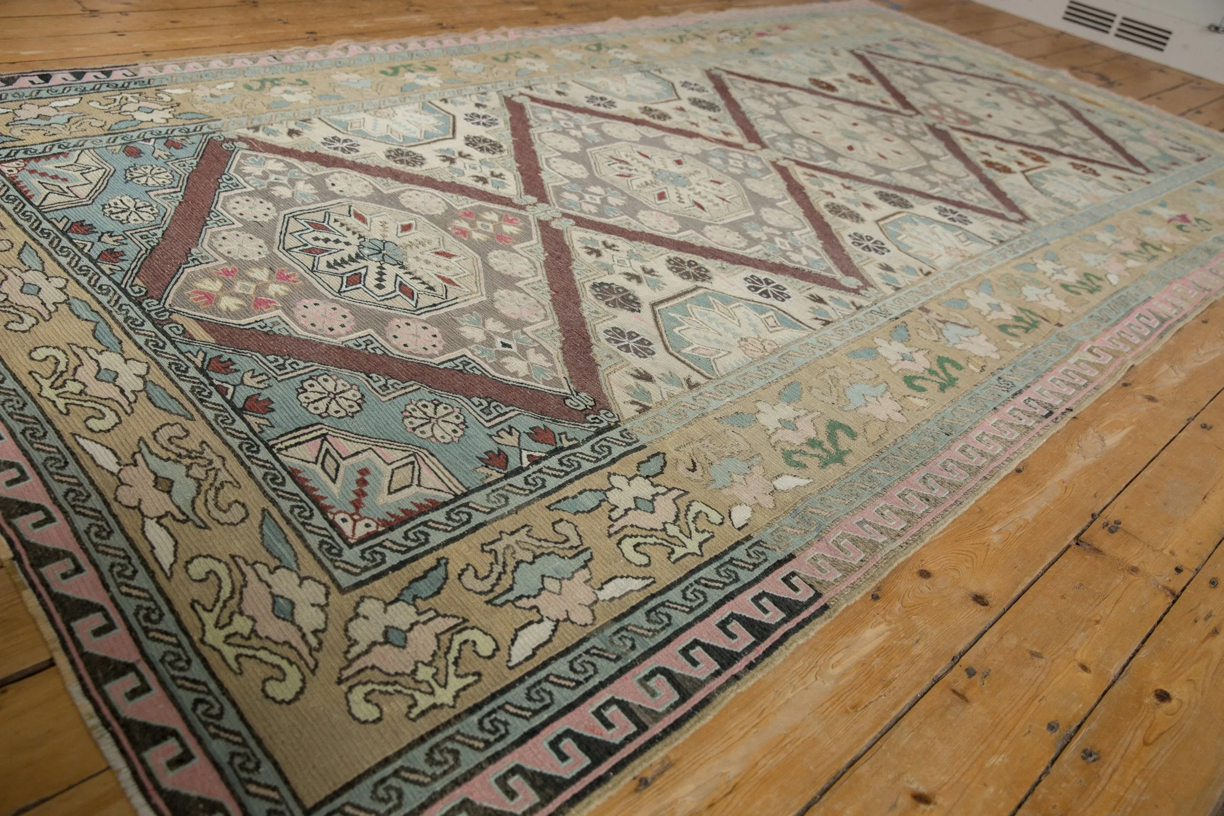 6.5x11.5 Vintage Distressed Turkish Soumac Design Carpet
