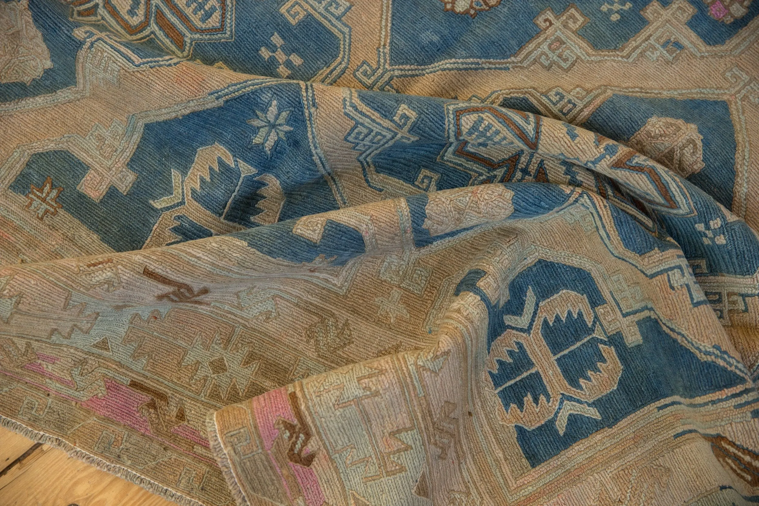 6.5x12 Vintage Distressed Soumac Carpet