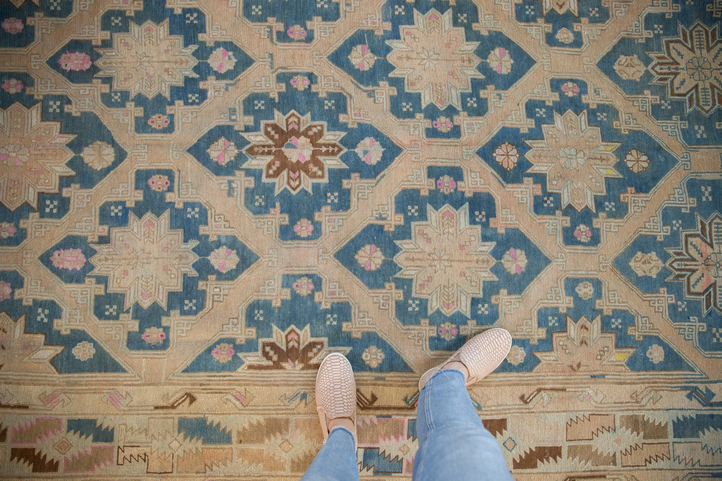 6.5x12 Vintage Distressed Soumac Carpet