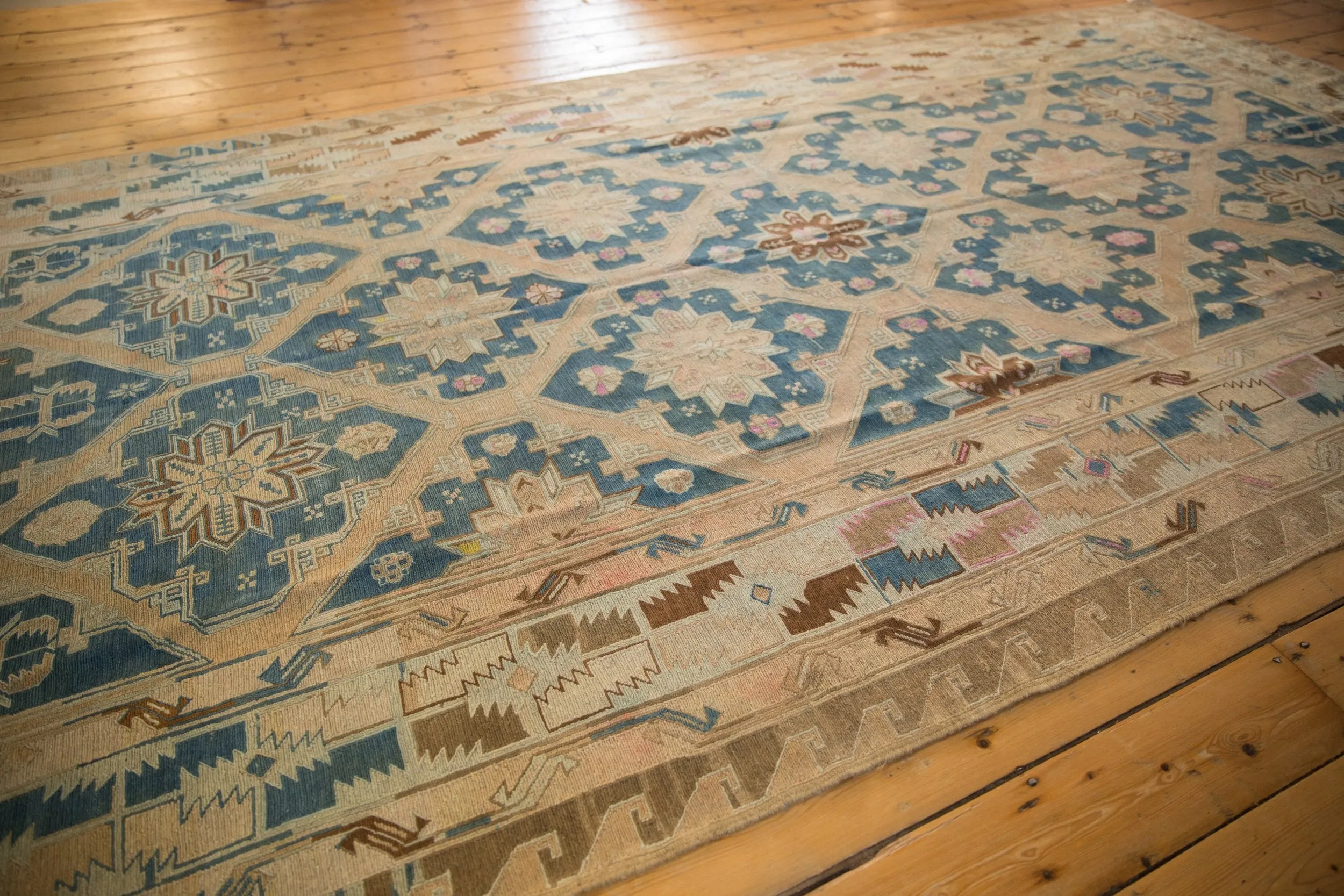 6.5x12 Vintage Distressed Soumac Carpet
