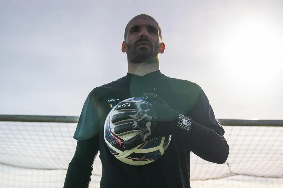 Adult Football Goalkeeper Gloves F100 Superresist - Black/Grey