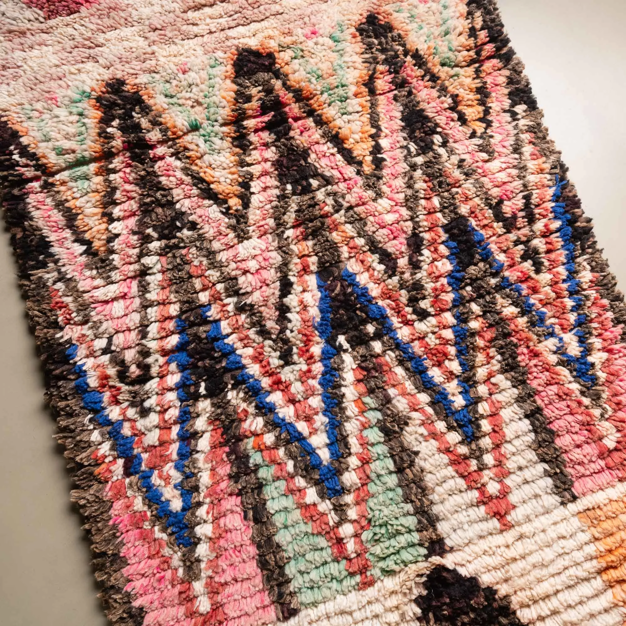Aida - vintage boujad rug
