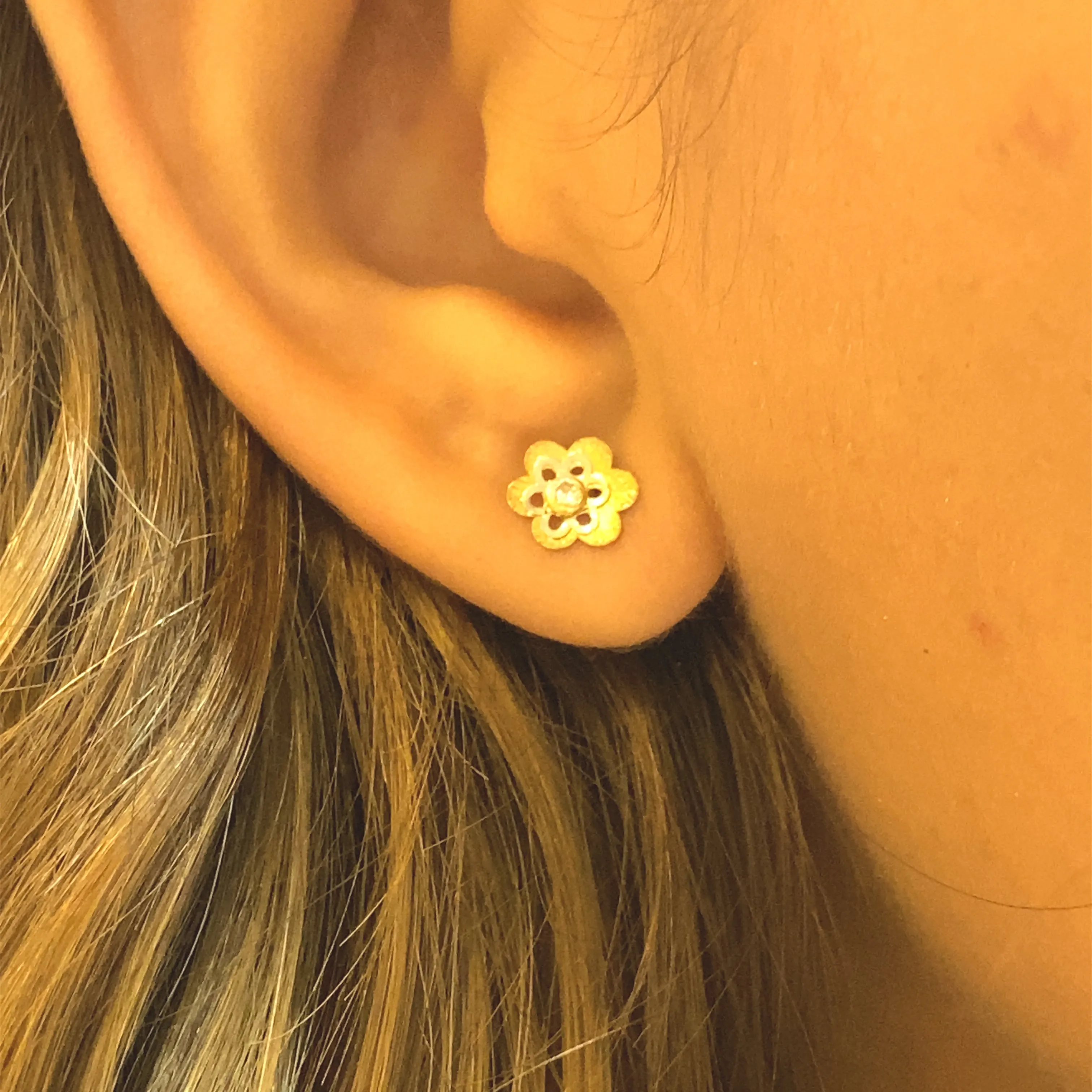 Baby Delicate Flower Earring - 32751