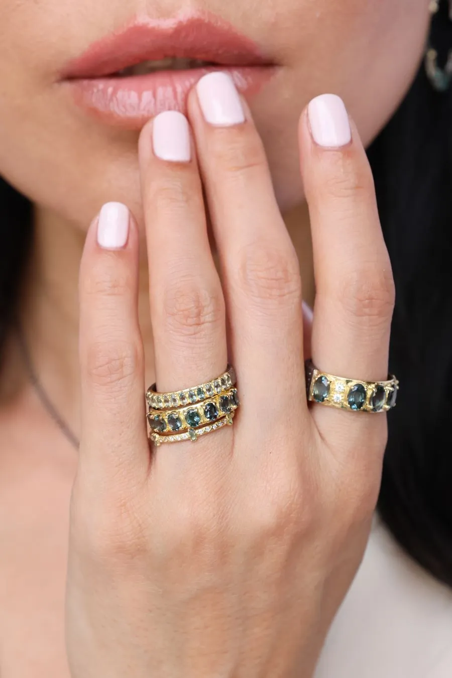 BAGUETTE SPINEL STACK BAND