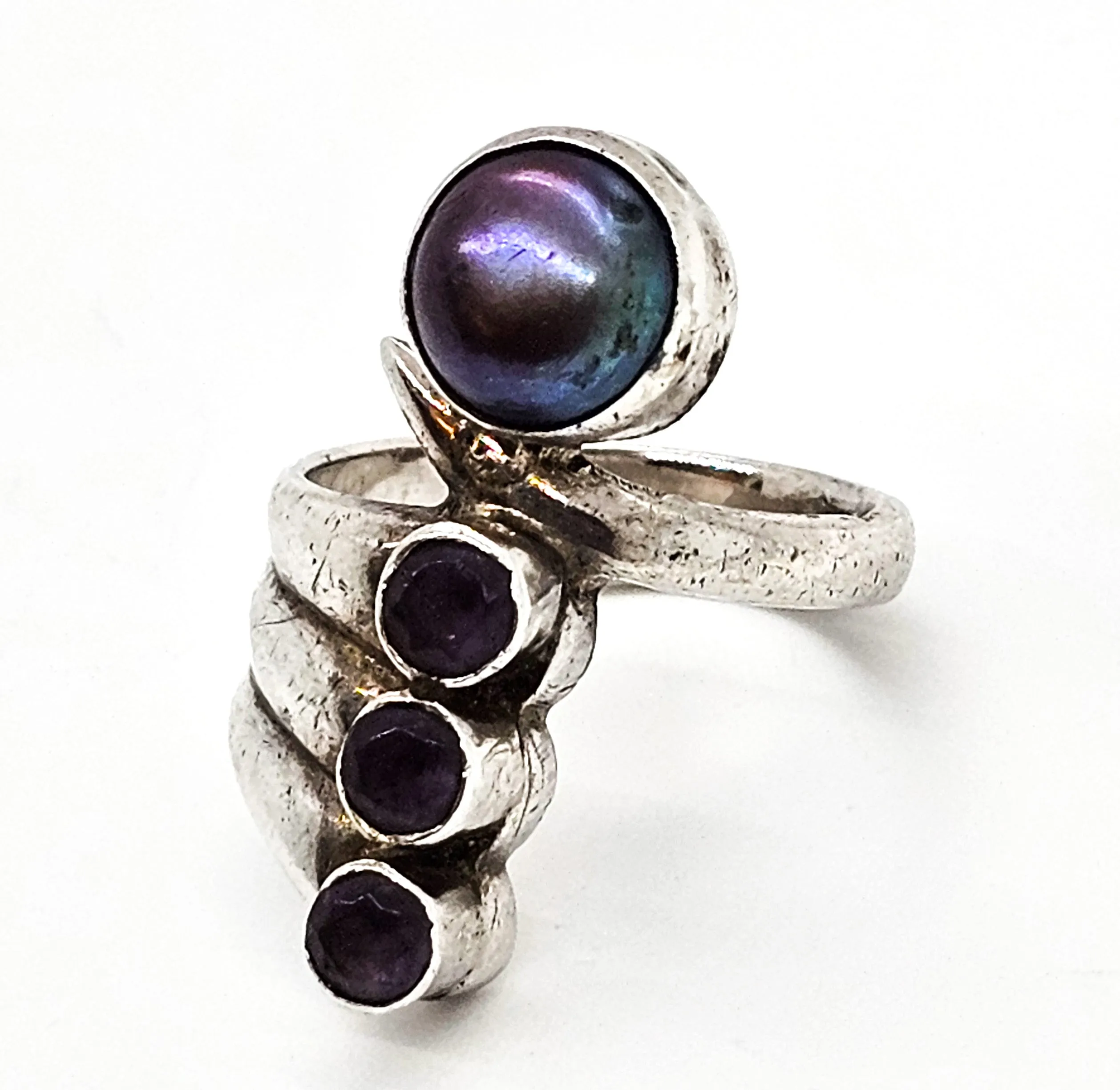 Black Pearl and synthetic purple amethyst sterling silver wave ring size 6