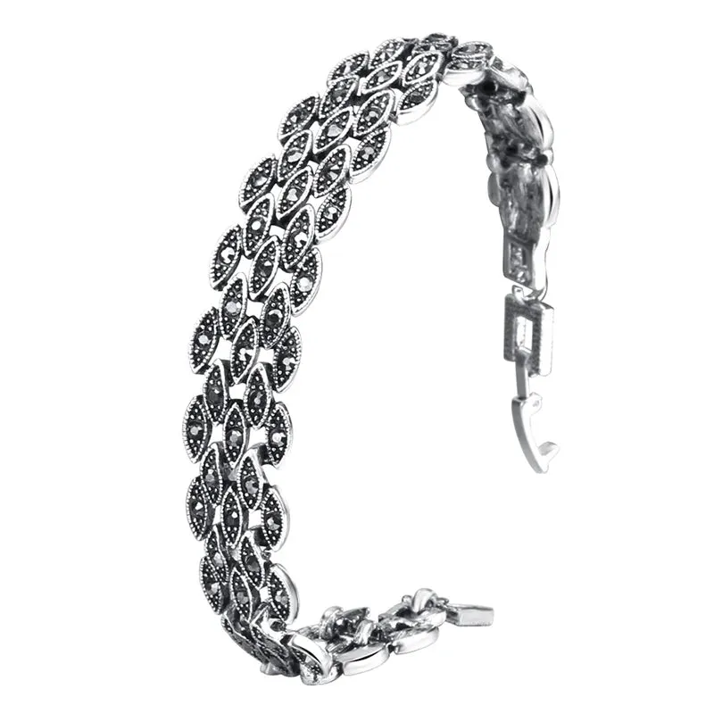 Bright Black Crystal Eye Link Bracelet – Vintage Antique Silver