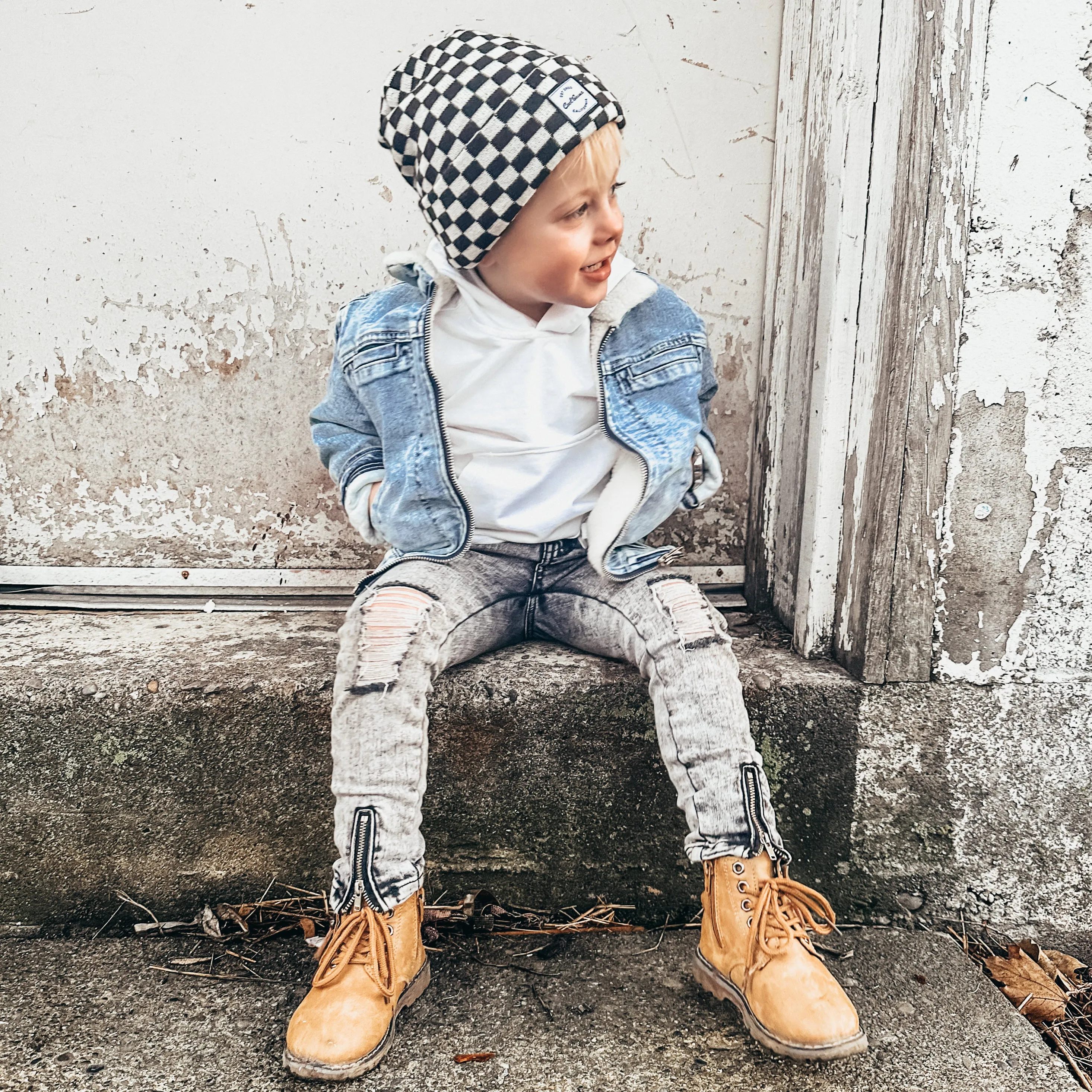 Cali Beanie Checkered- Black & White