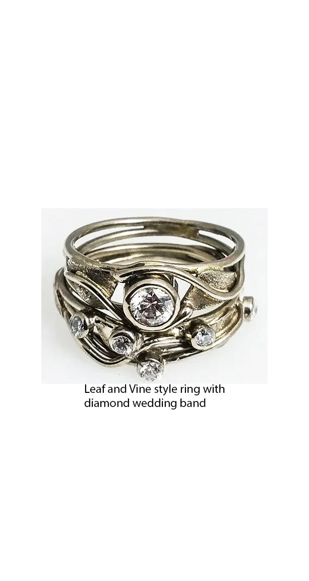Classic Leaf and Vine Design