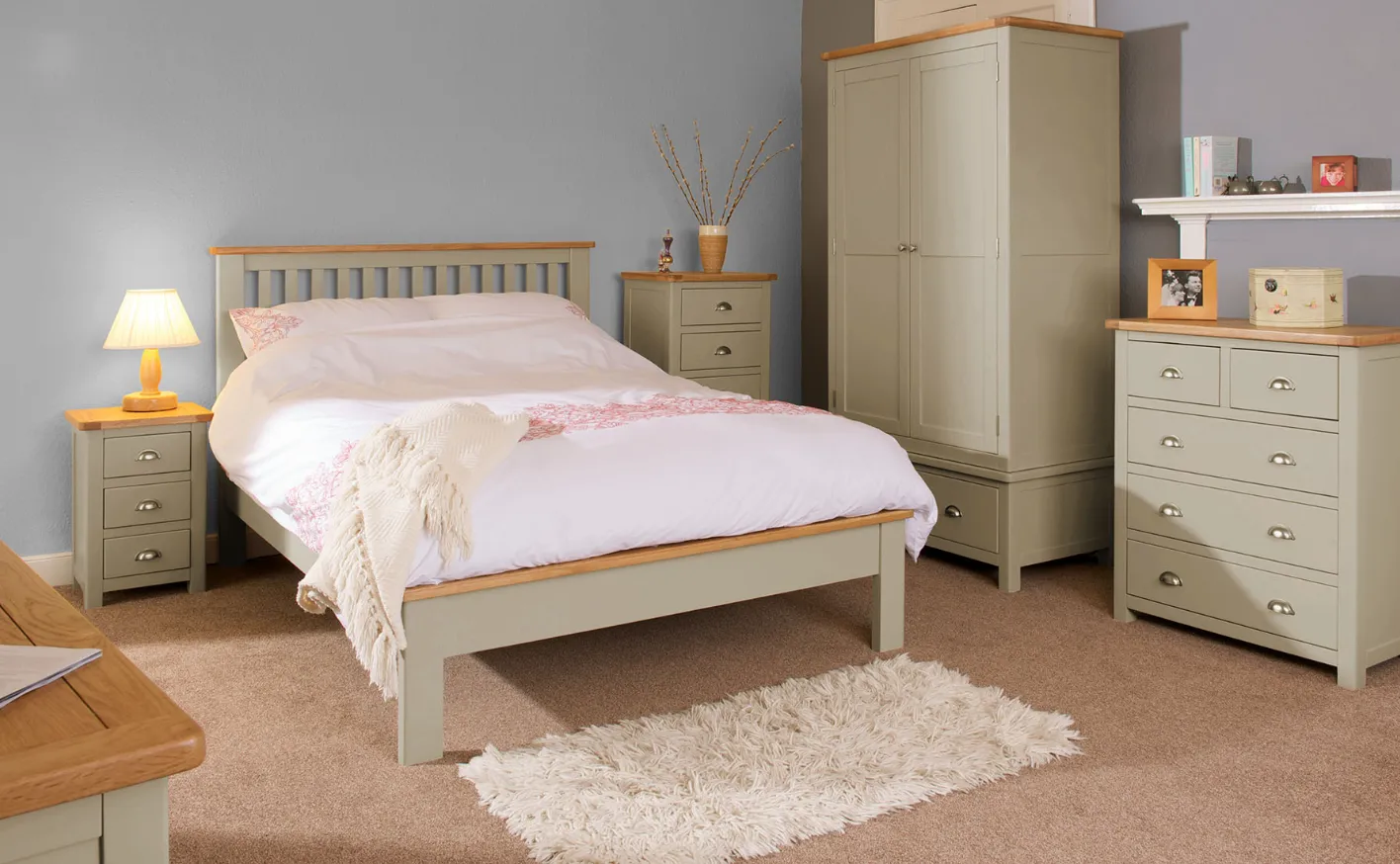 Cottage Dressing Table Stone