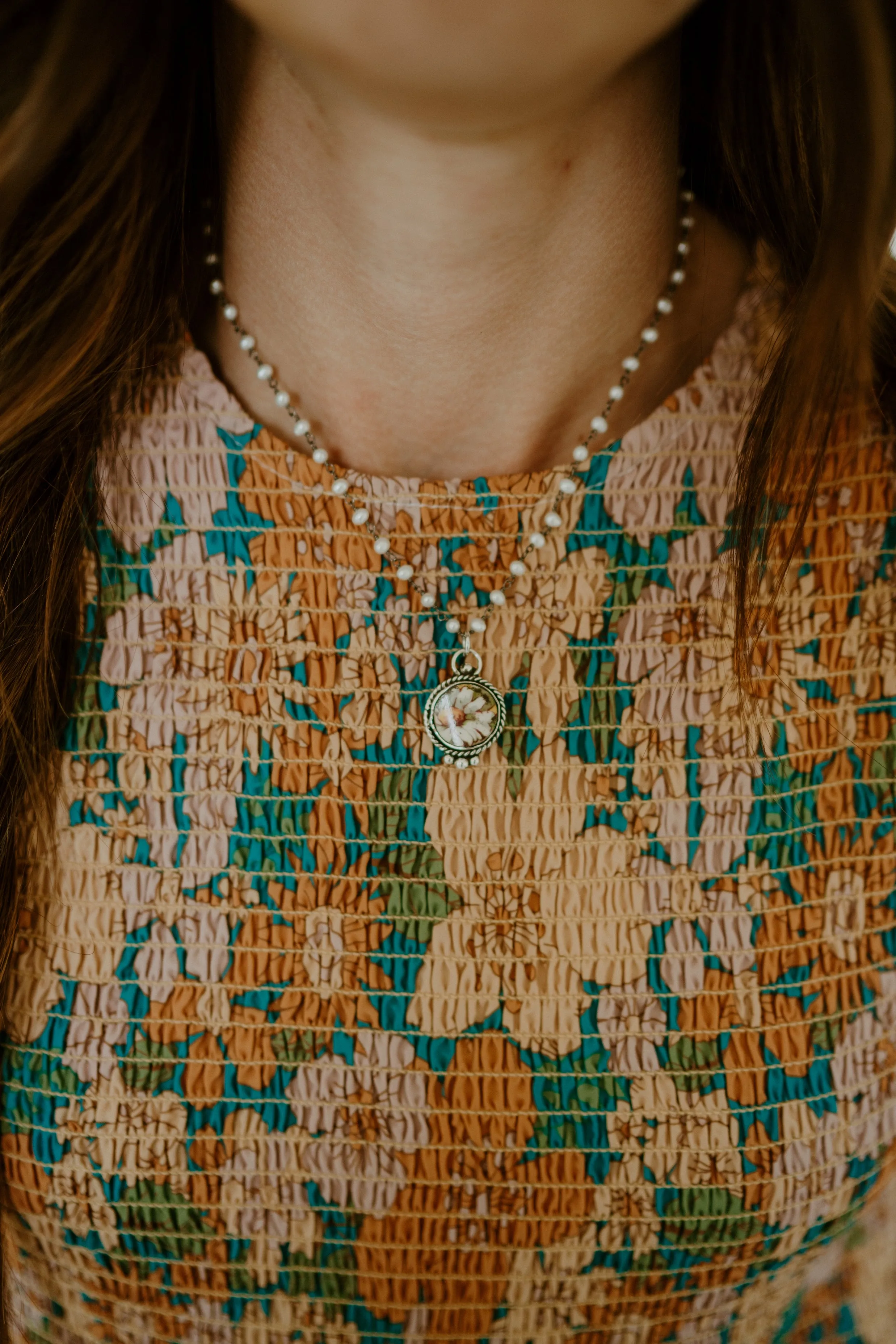 Delicate Daisy Necklace