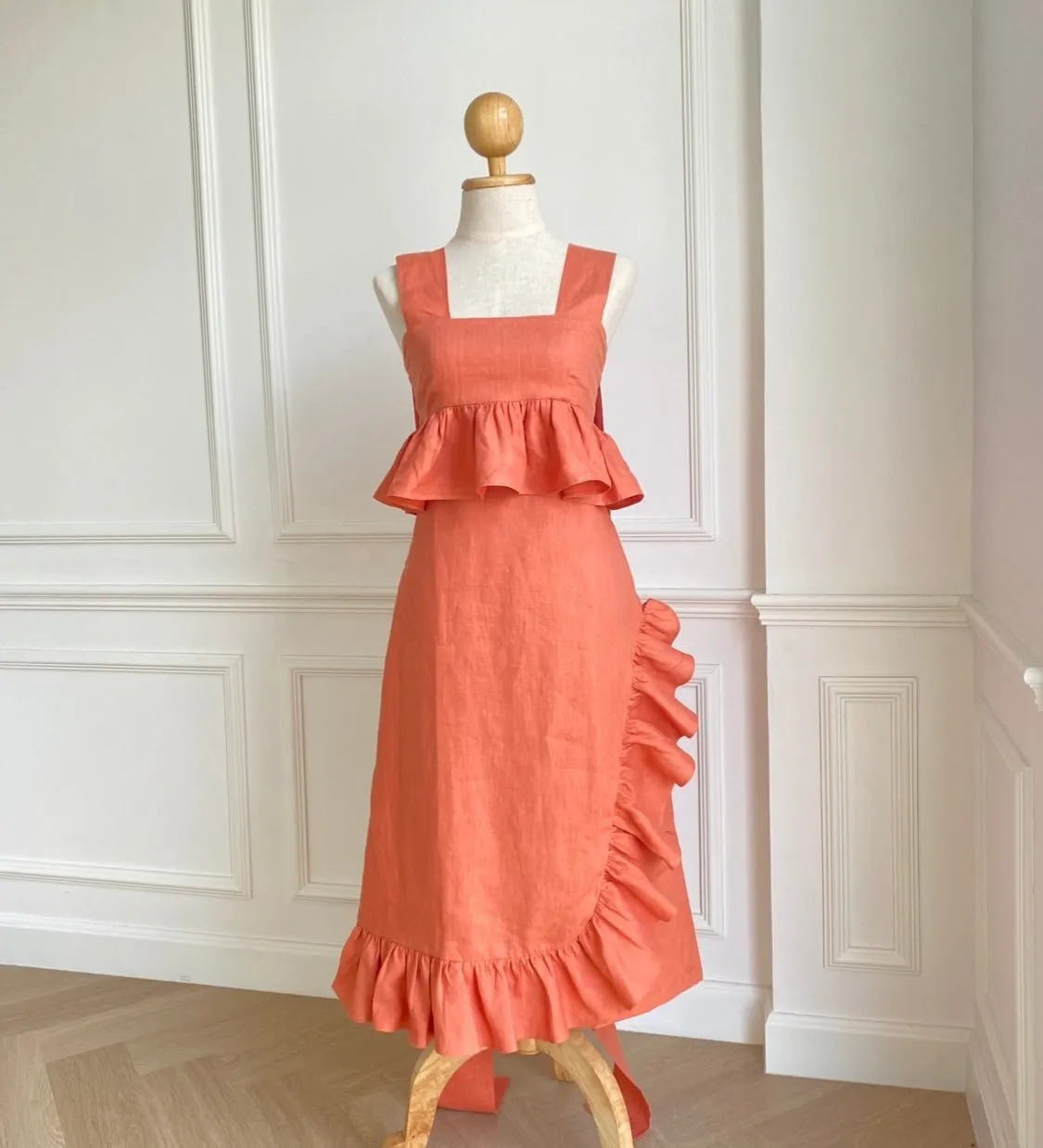 DELICATE DAYDREAM MIDI SKIRT