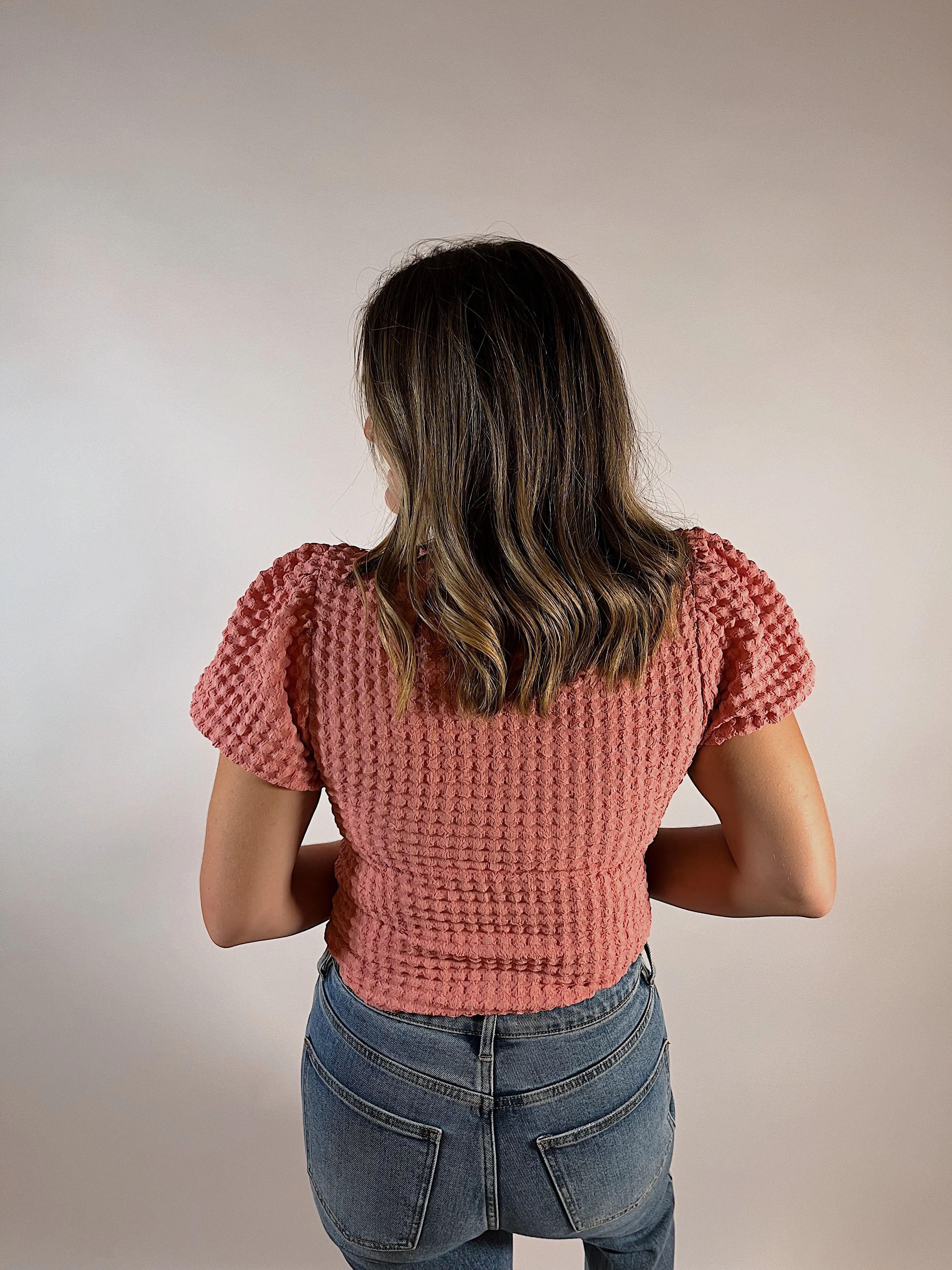 Delicate Short Sleeves Bubbled Top
