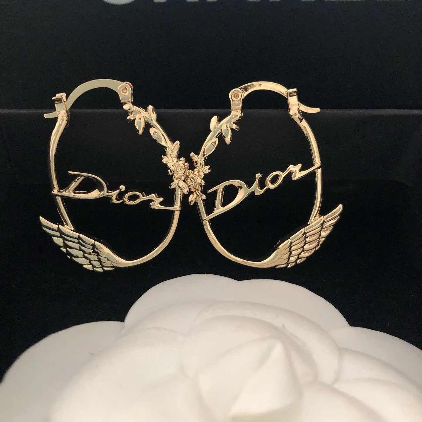 Delicate Swan Shaped Earrings