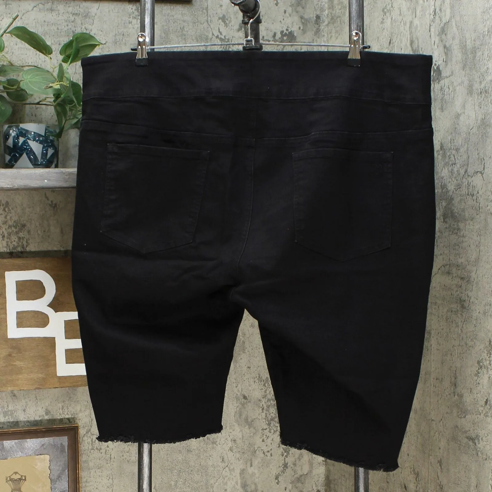 DG2 by Diane Gilman Plus Size Classic Stretch Pull-On Bermuda Shorts Black 3X