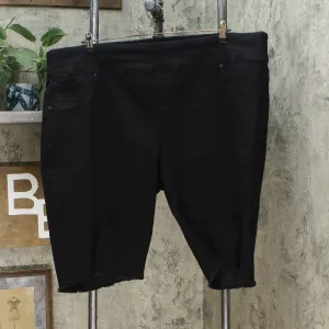 DG2 by Diane Gilman Plus Size Classic Stretch Pull-On Bermuda Shorts Black 3X