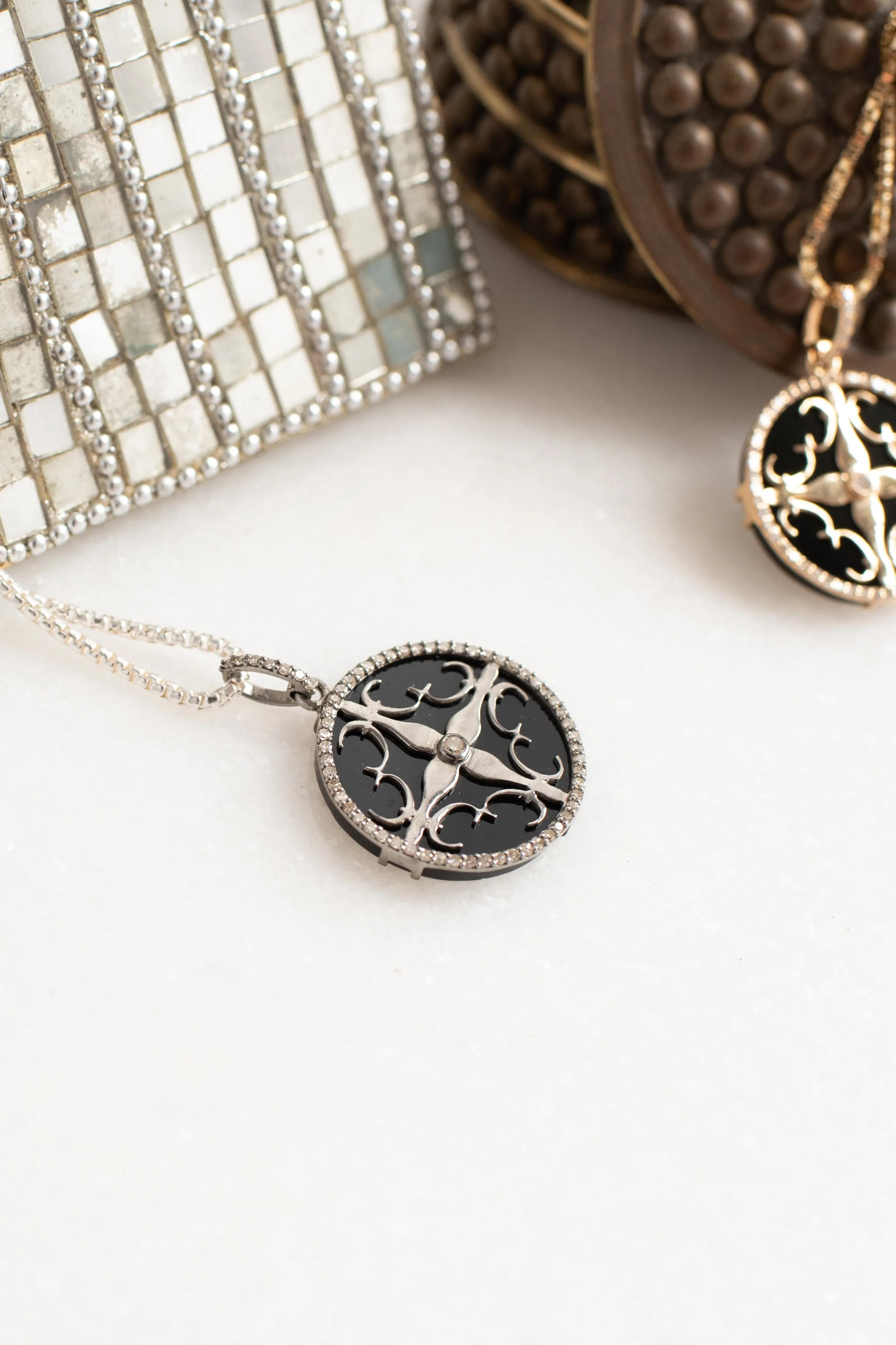 Diamond Onyx Cali Amulet - Silver