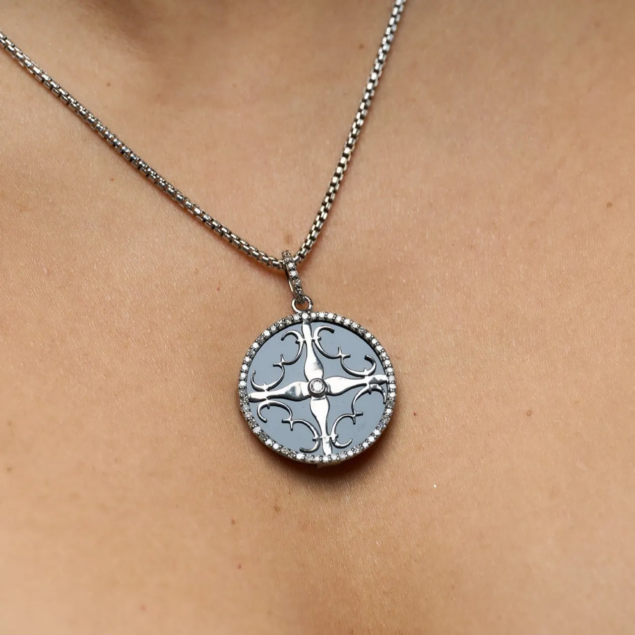 Diamond Onyx Cali Amulet - Silver