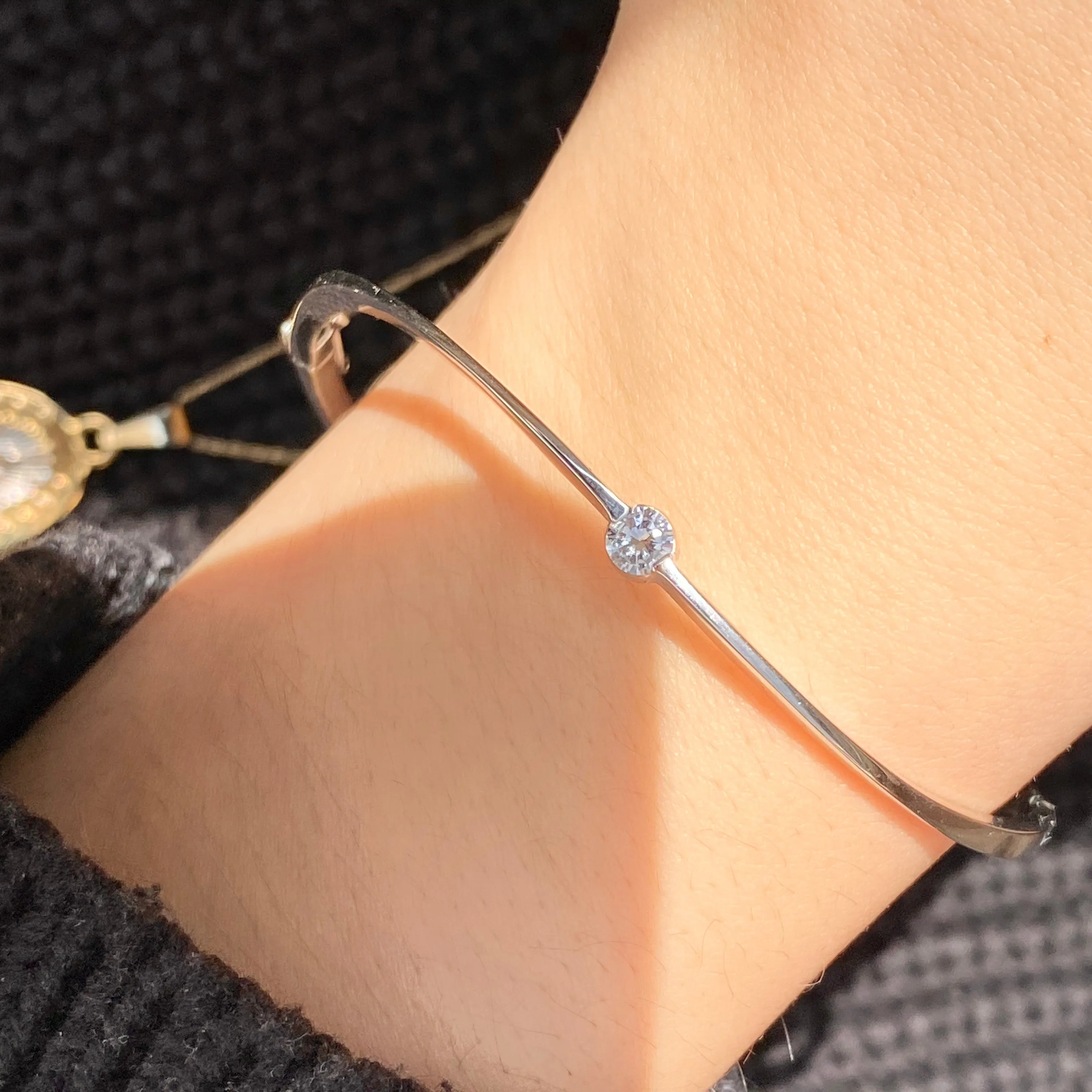 Estate 14KT White Gold Diamond Abstract Wave Bangle Bracelet
