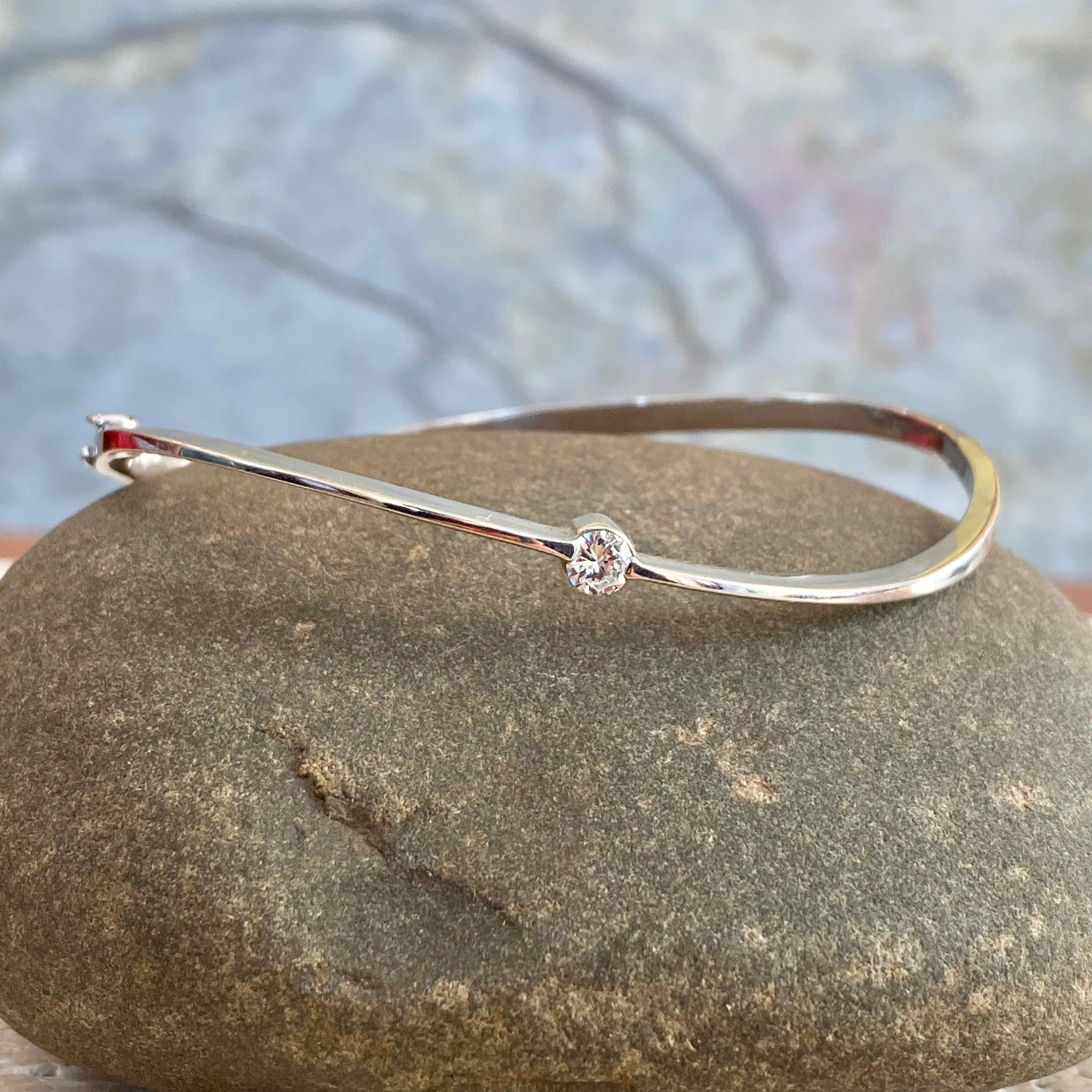 Estate 14KT White Gold Diamond Abstract Wave Bangle Bracelet
