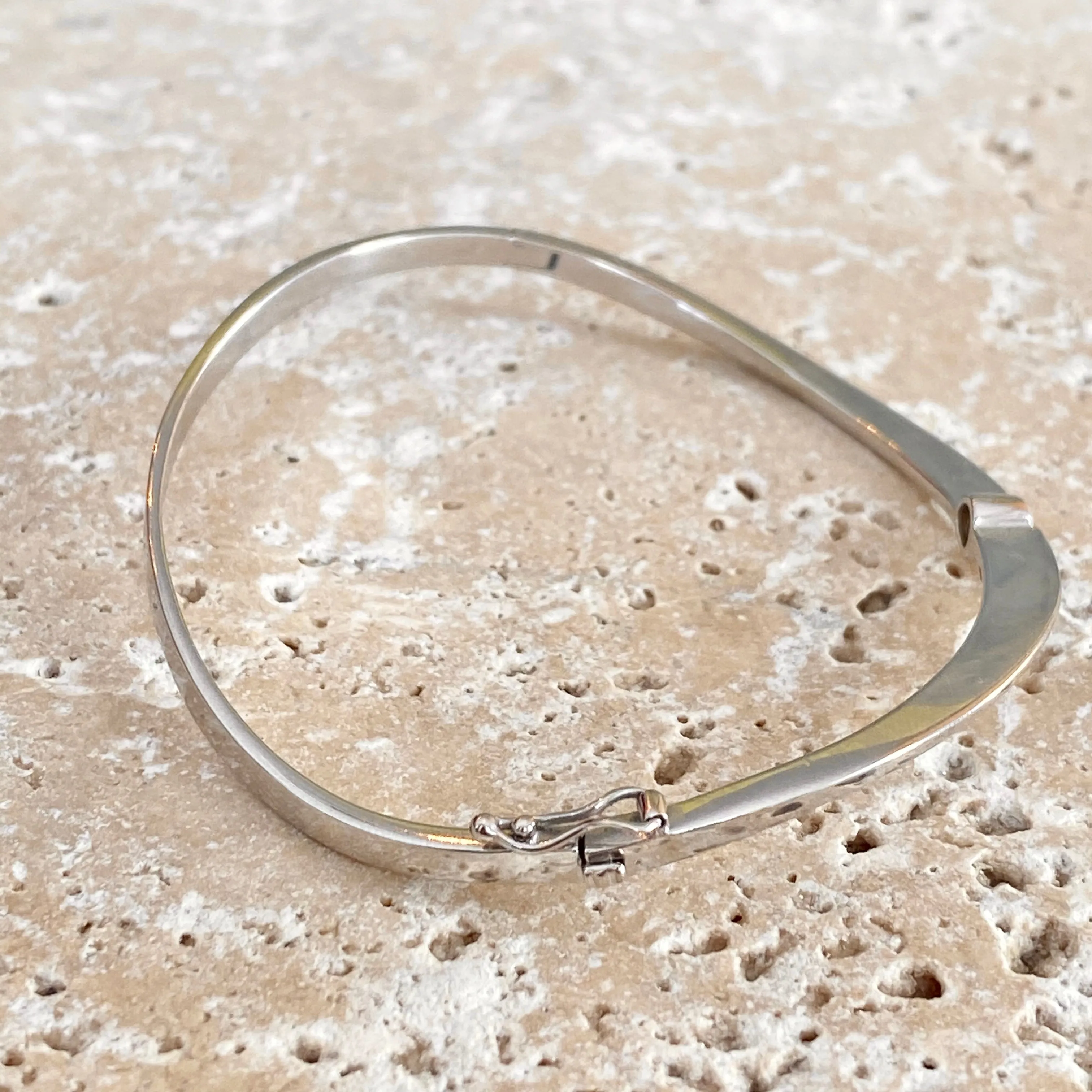 Estate 14KT White Gold Diamond Abstract Wave Bangle Bracelet