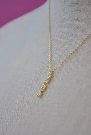 GOLD DELICATE NECKLACE WITH "BELIEVE' CHARM