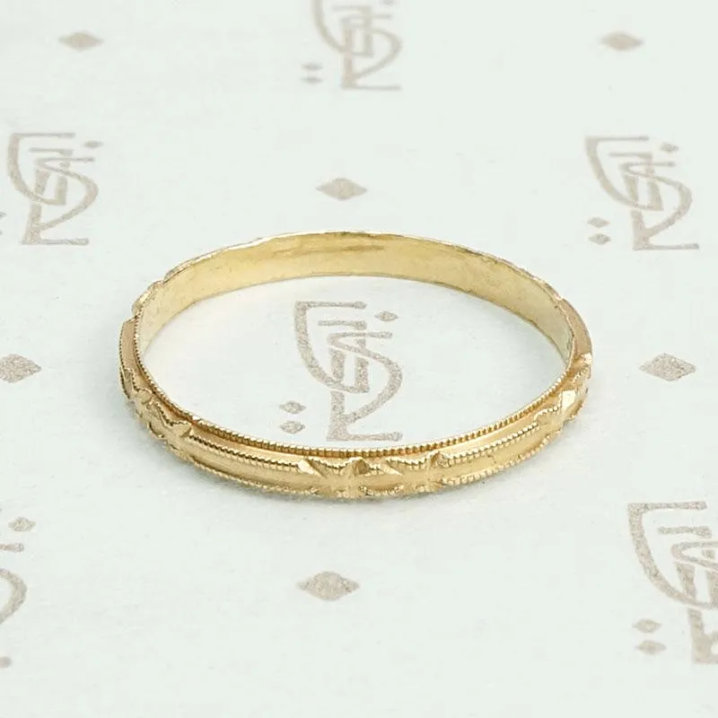 Gorgeous Detail NOS Rosey Gold Band