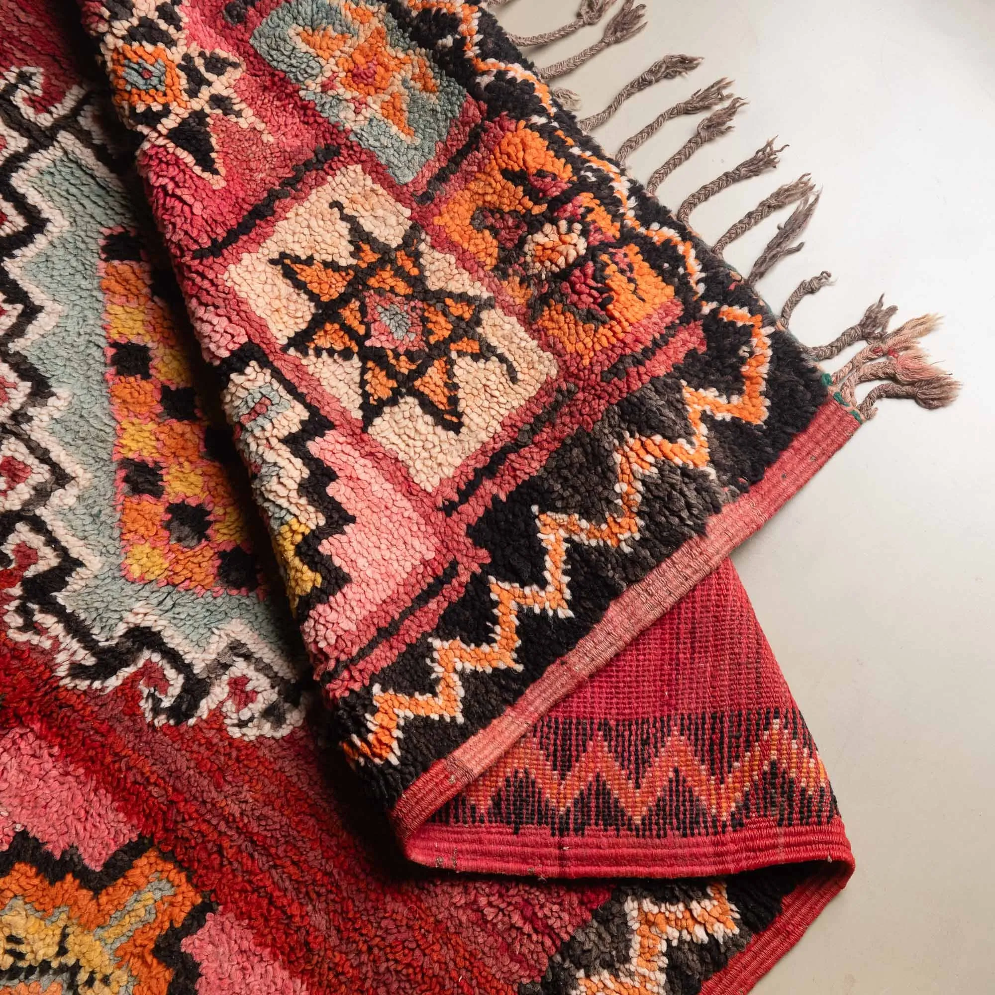 Hassania - vintage boujad rug