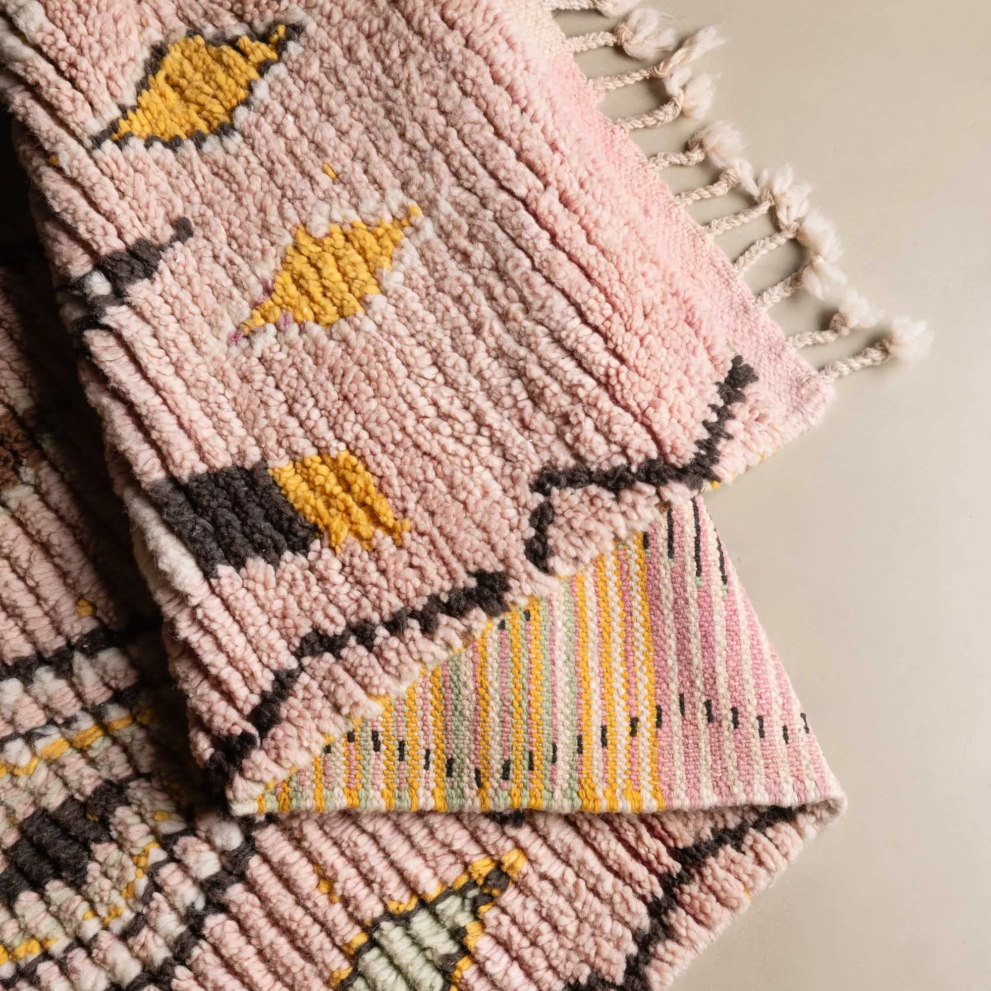 Housnia - vintage boujad rug
