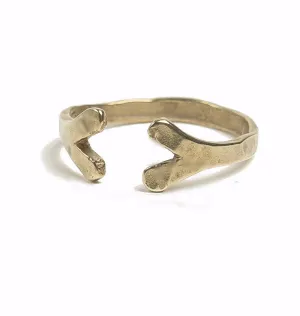 Kiss Ring
