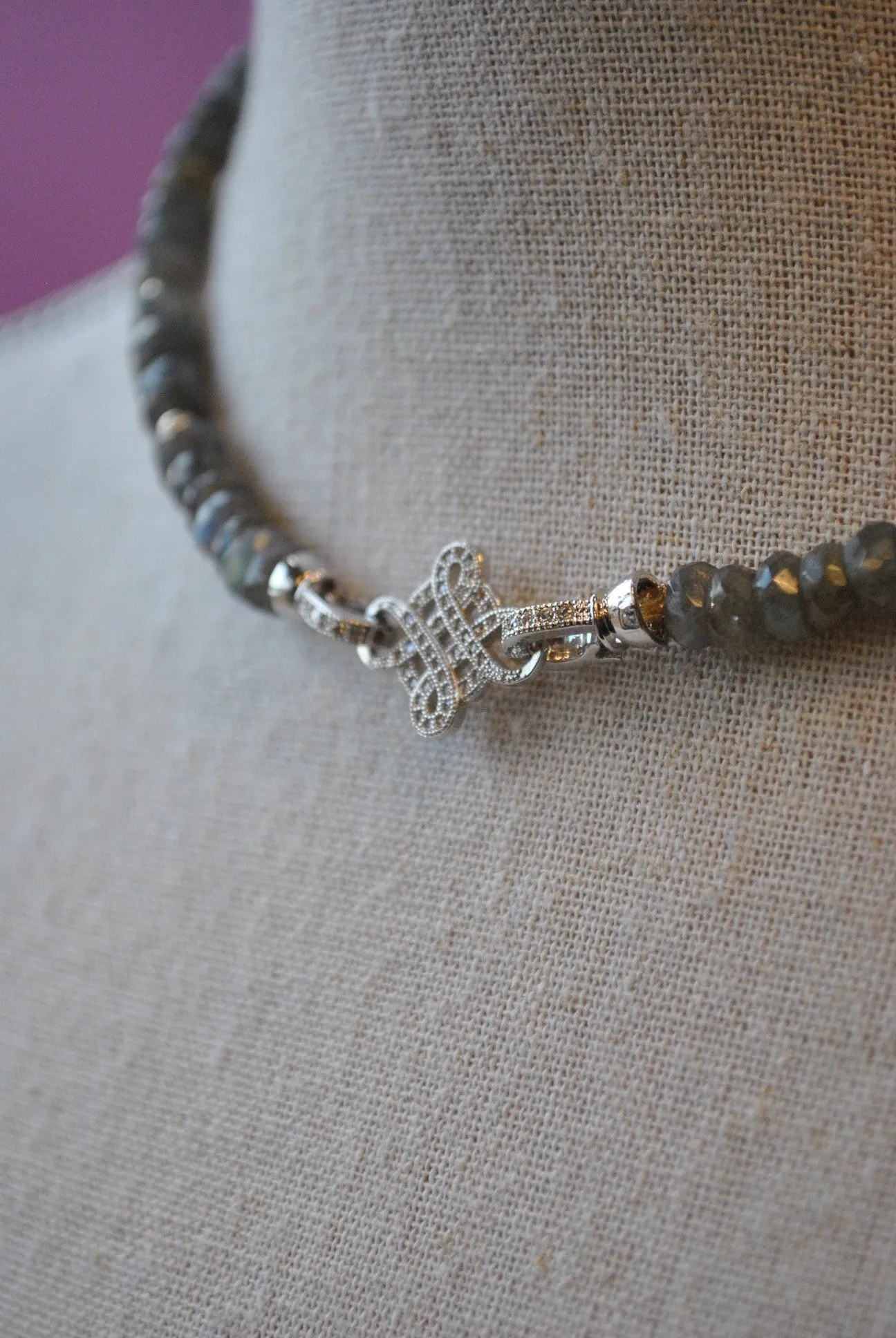 LABRADORITE DELICATE NECKLACE