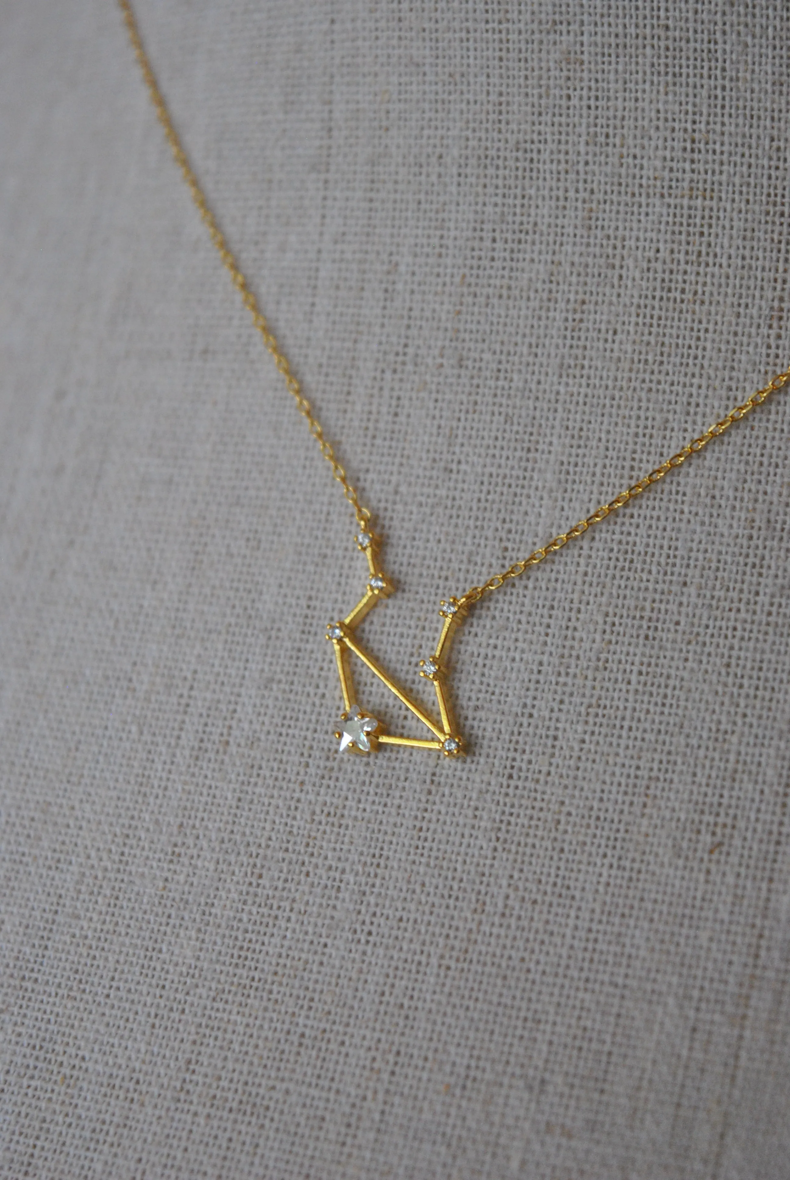 LIBRA DELICATE GOLD NECKLACE