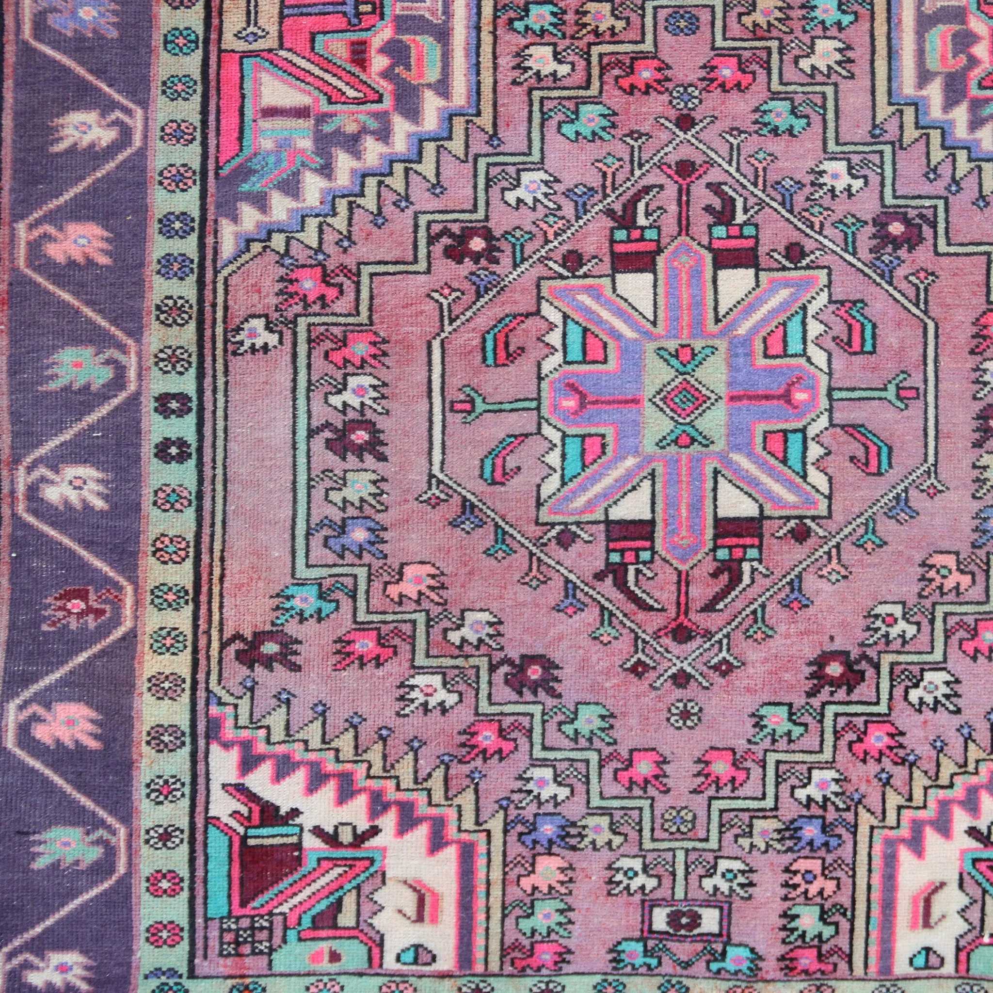 MA34 Handwoven Vintage Rug 4’4x9’11