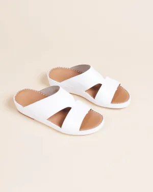 P3306 ELEGANCE TROTTER WHITE