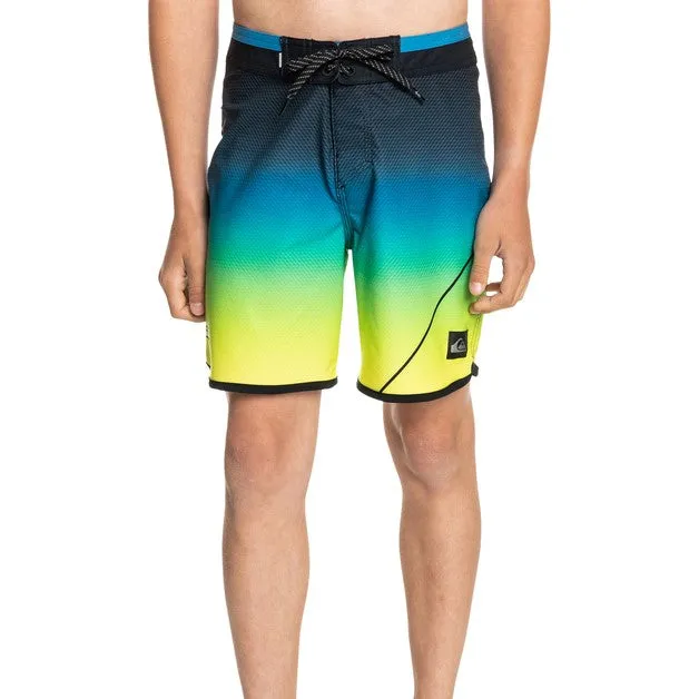 QUIKSILVER YOUTH SURFSILK NEW WAVE15" BOARDSHORT