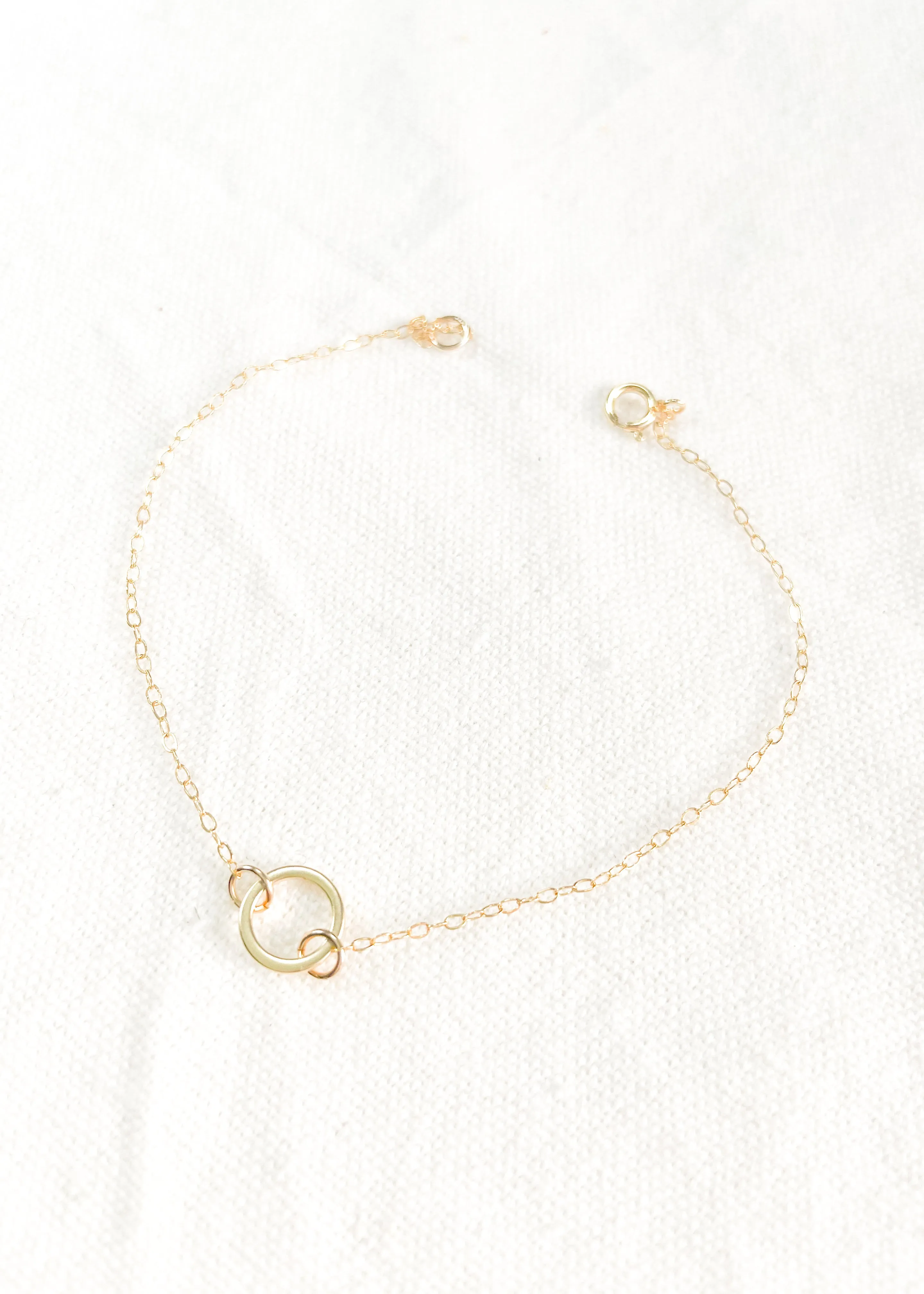 Serena Circle Bracelet