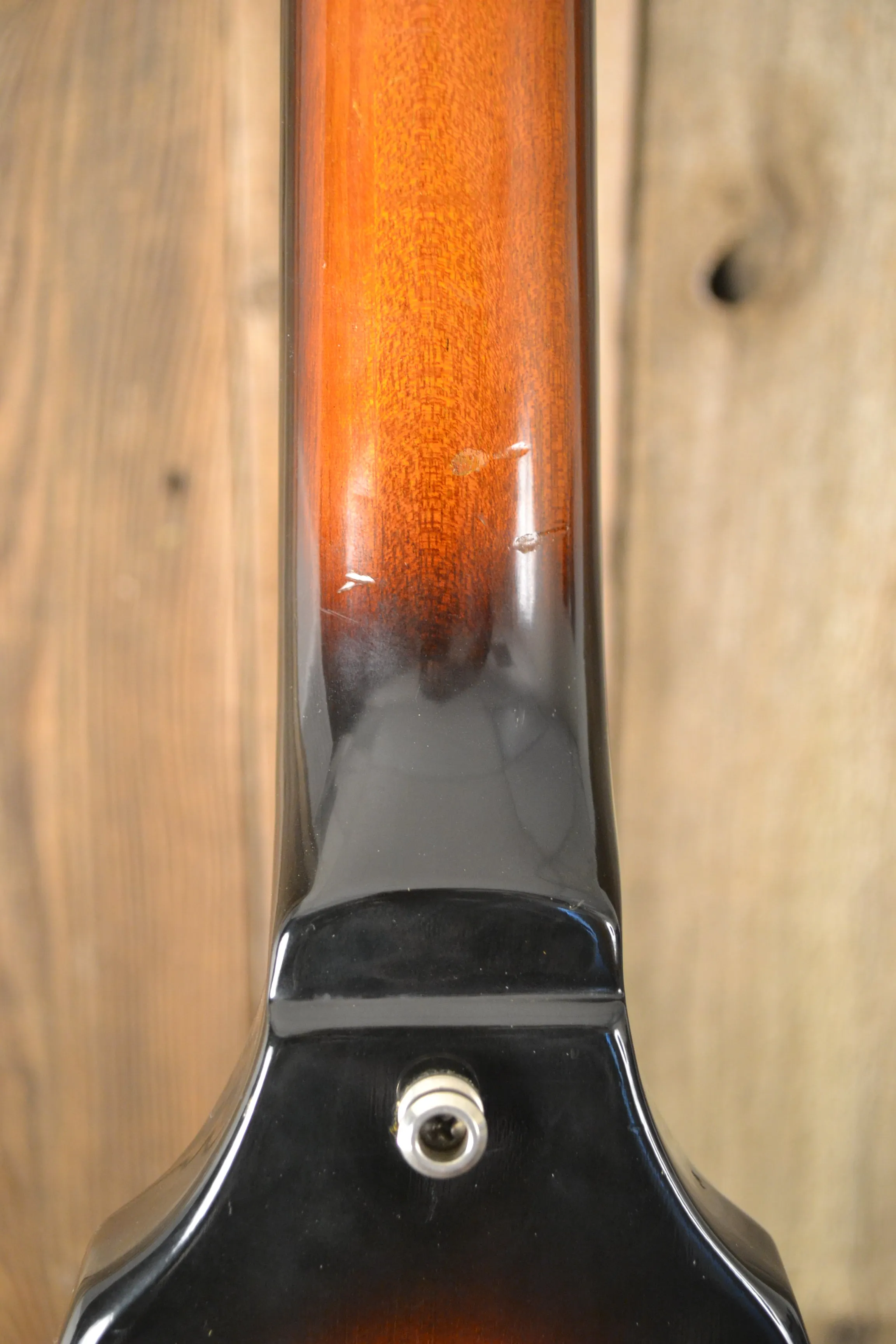 SOLD - Gibson Flying V 1980 Sunburst