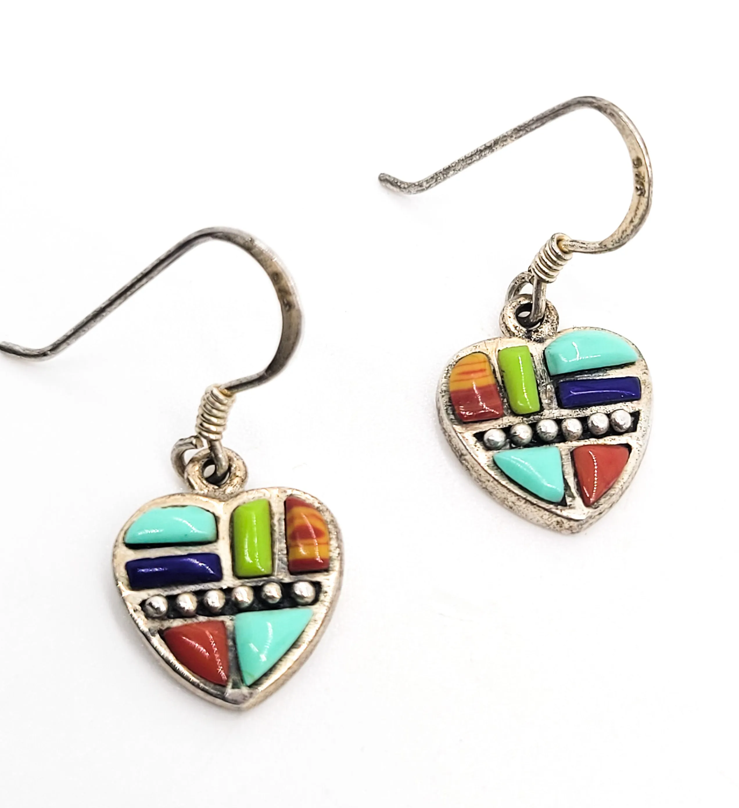 SU TH Southwestern gemstone inlay heart vintage signed drop sterling silver earrings