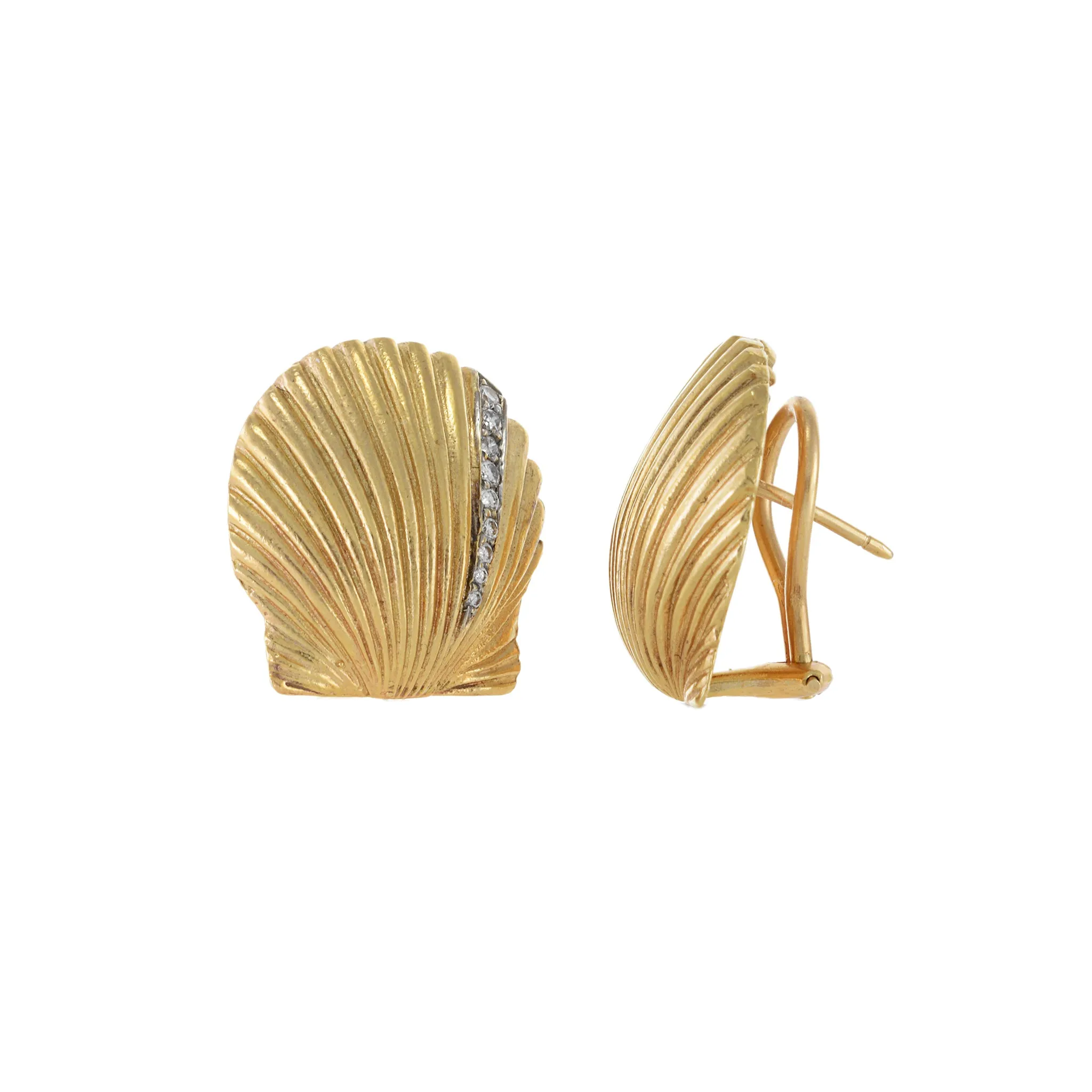 Vintage 1970s 18KT Yellow Gold Diamond Scallop Earrings