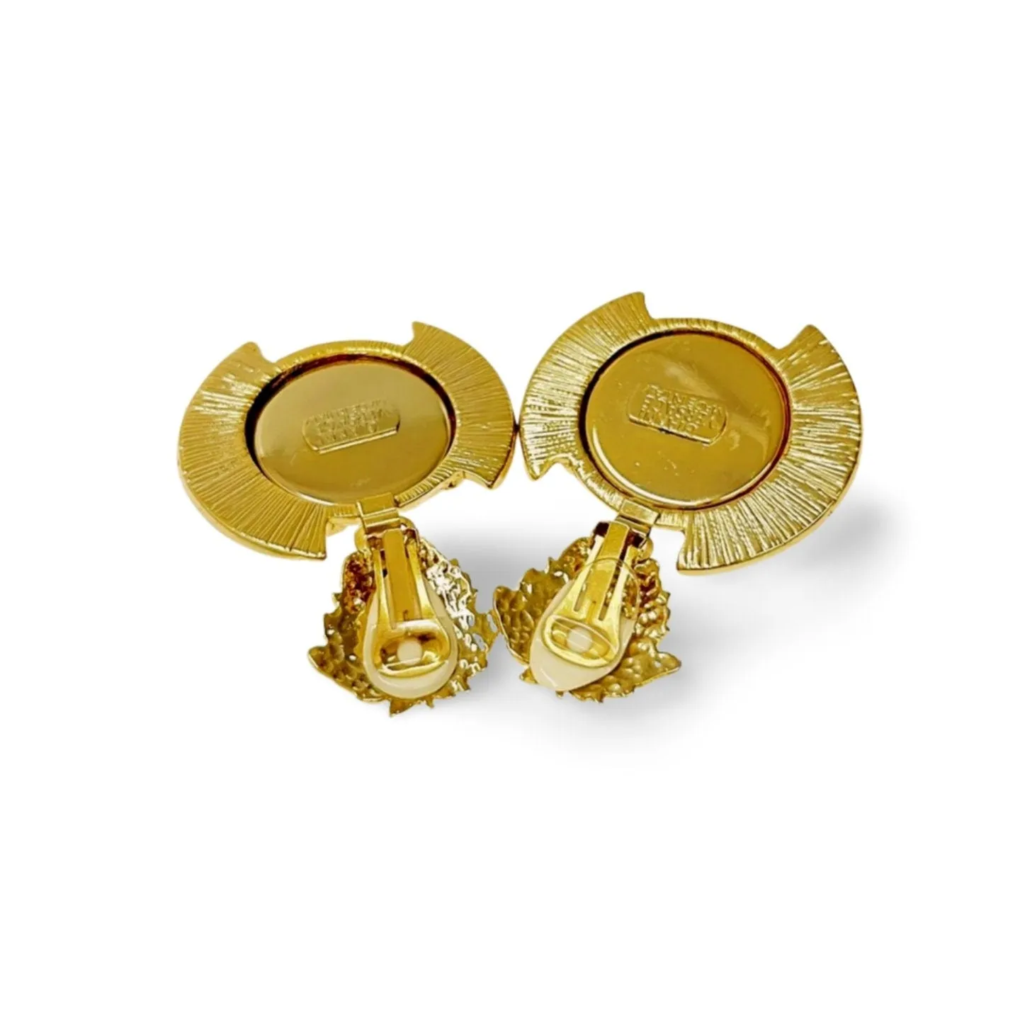 Vintage Gianni Versace medusa face and pearl earrings. Must have Lady Gaga style jewelry piece. Great gift. 060305k1