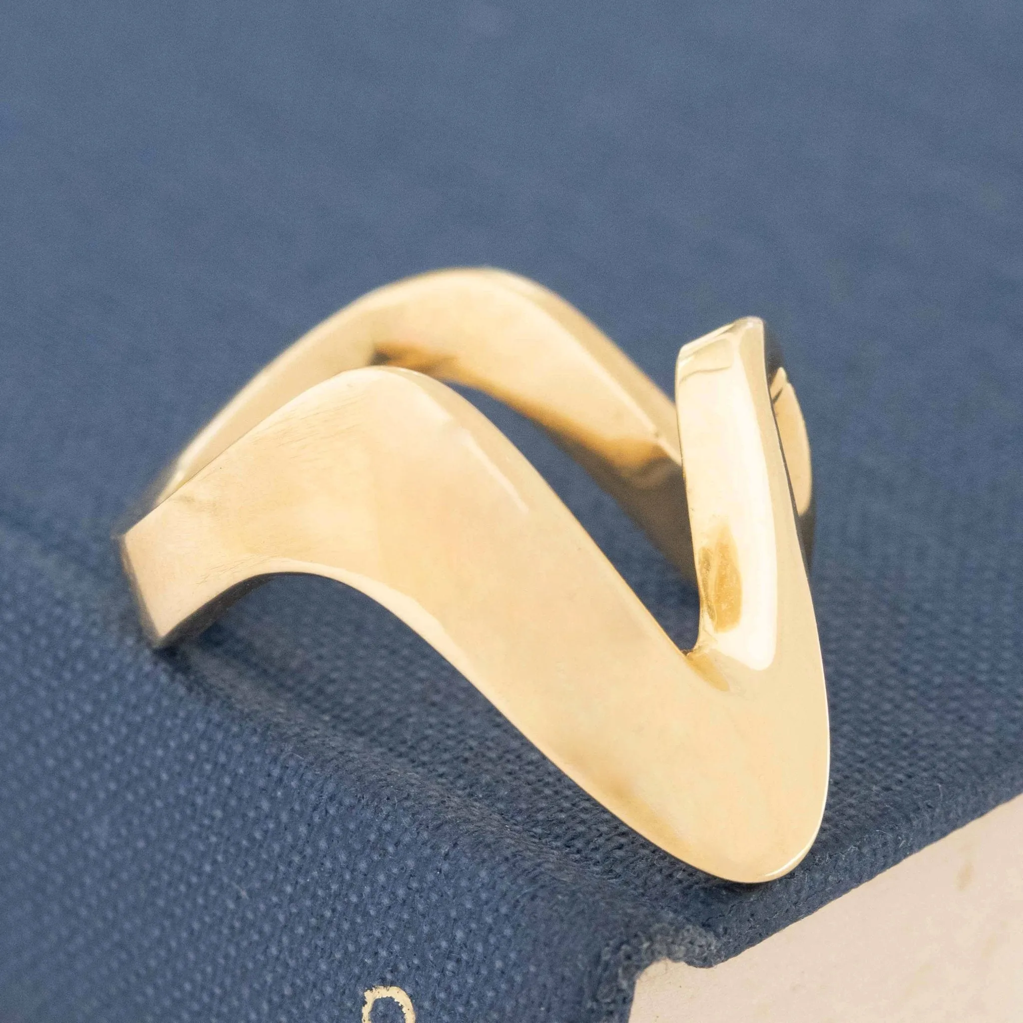 Vintage Gold Wave Ring