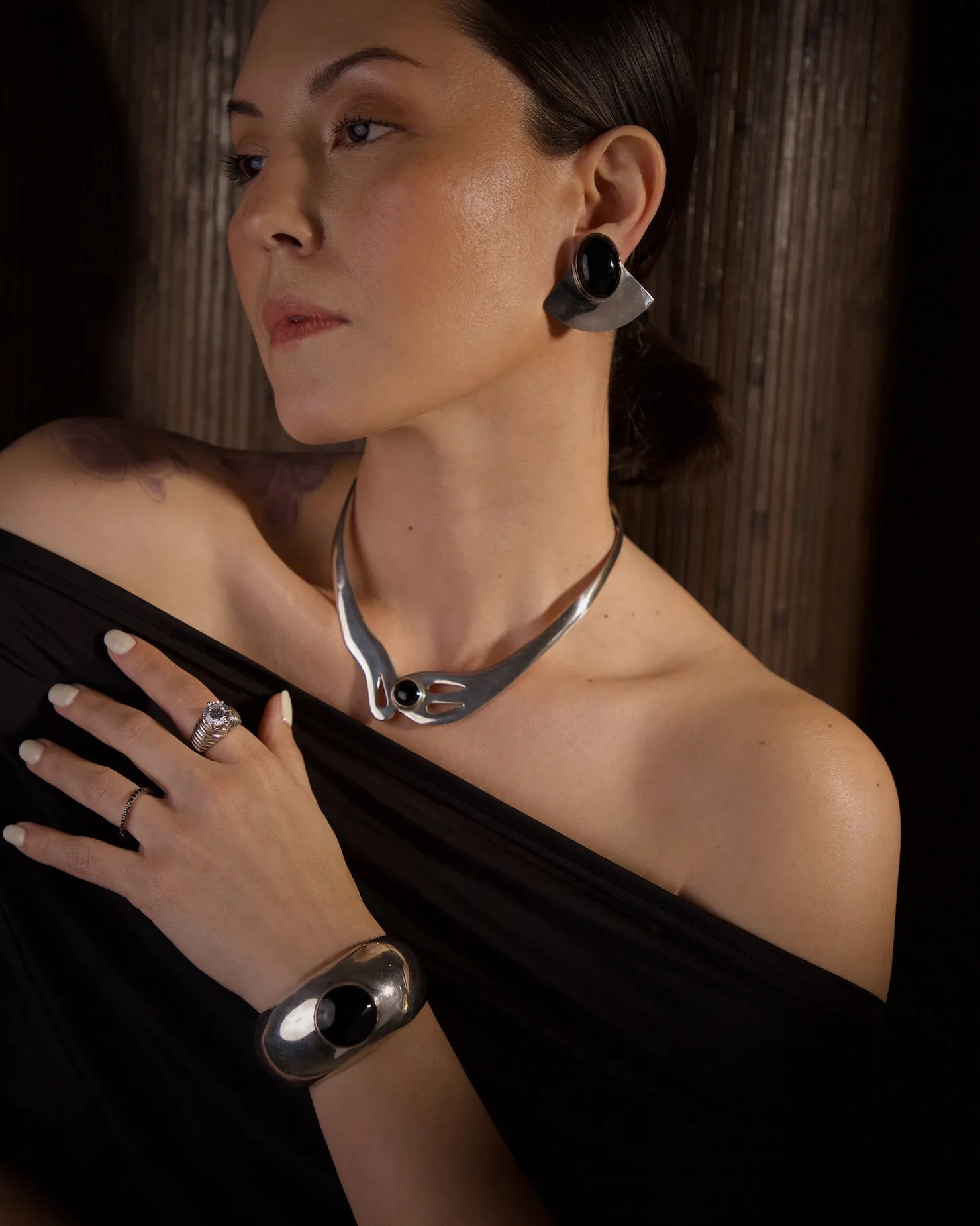 Vintage Oversized Modernist Silver & Onyx Cuff
