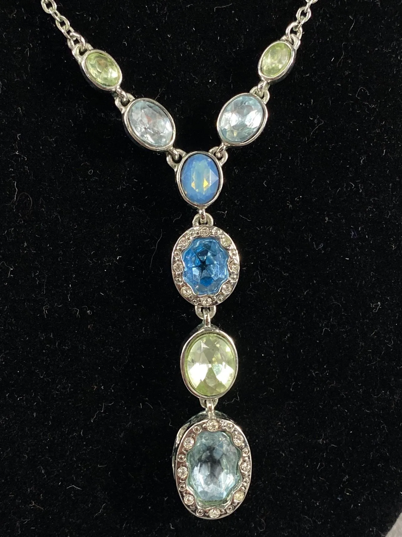 Vintage Silver Plated Blue Glass Stones Choker