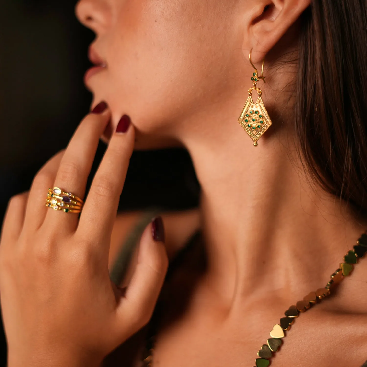 Vintage Style Gold & Emerald Design Dangle Earrings