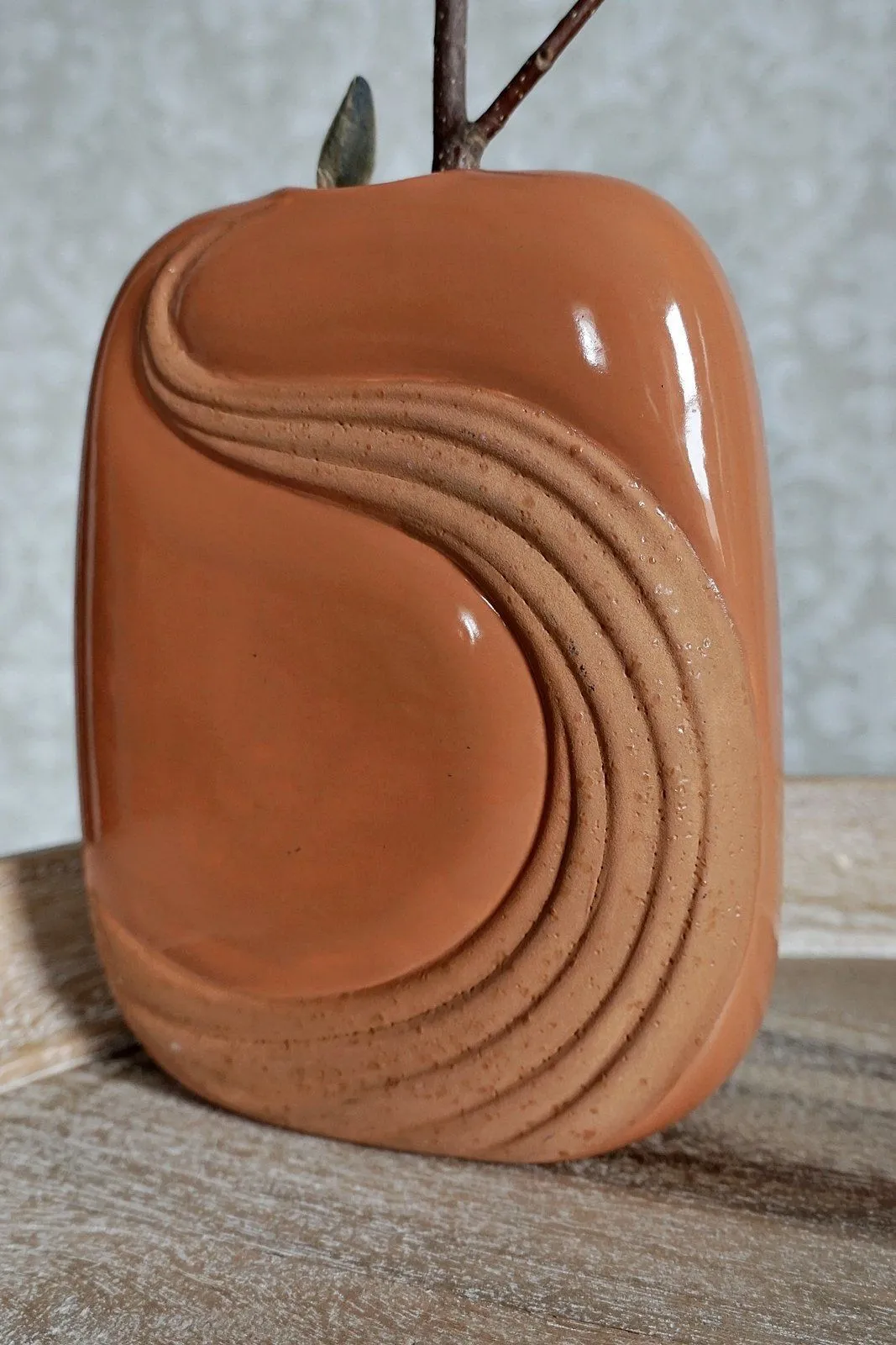 Vintage Winding Wave  Ceramic Vase