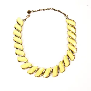 Yellow Wave Link Thermoset Necklace